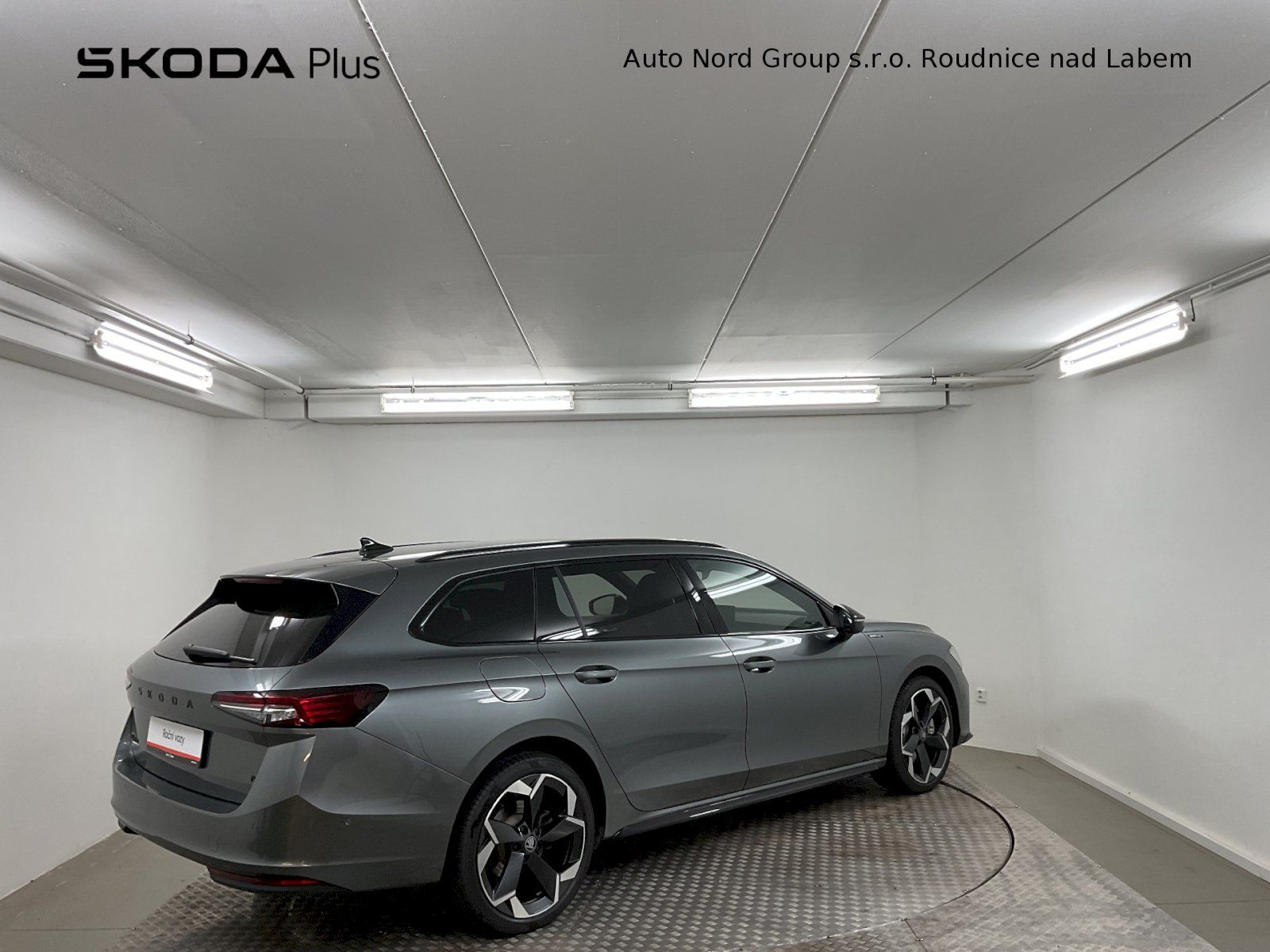 Škoda Superb, SportLine 1.5 TSI iV / 150 kW - fotka 2