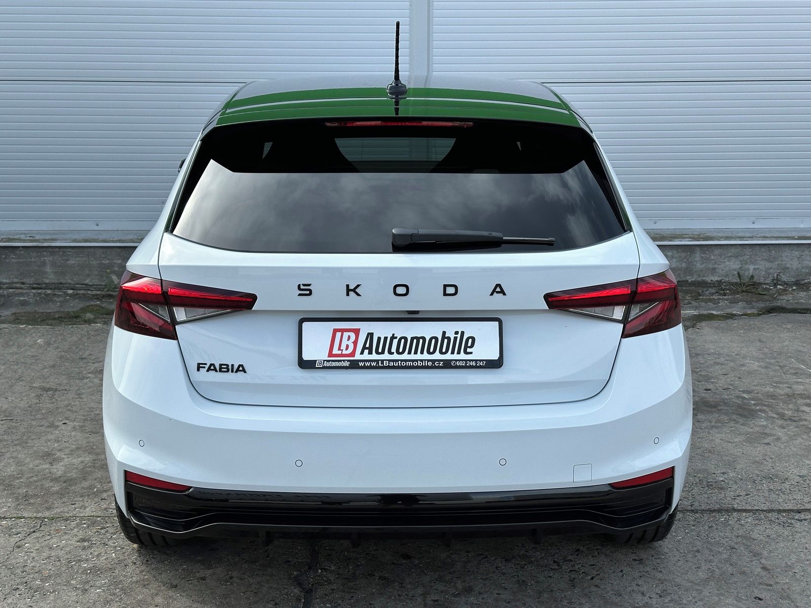 Škoda Fabia, 1.0TSi DSG Monte Carlo KAMERA - fotka 5
