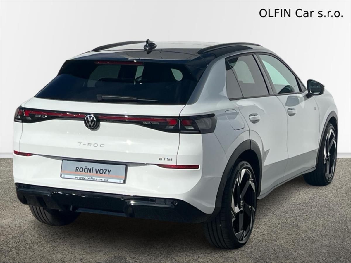 Volkswagen T-Roc, 1,5 eTSi110kW 7DSG R-line - fotka 2