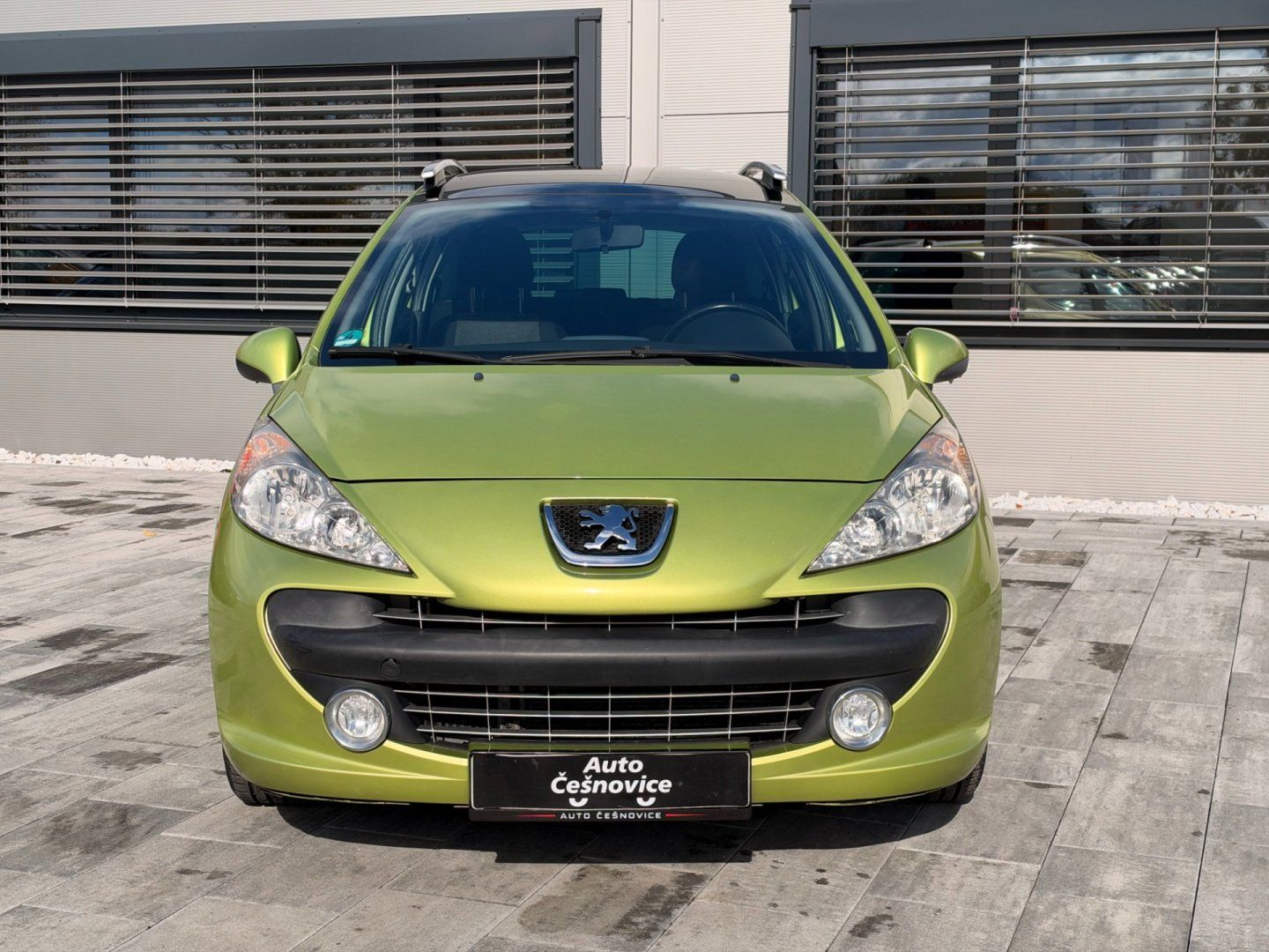 Peugeot 207, SW 1.6HDi 66kW - fotka 2