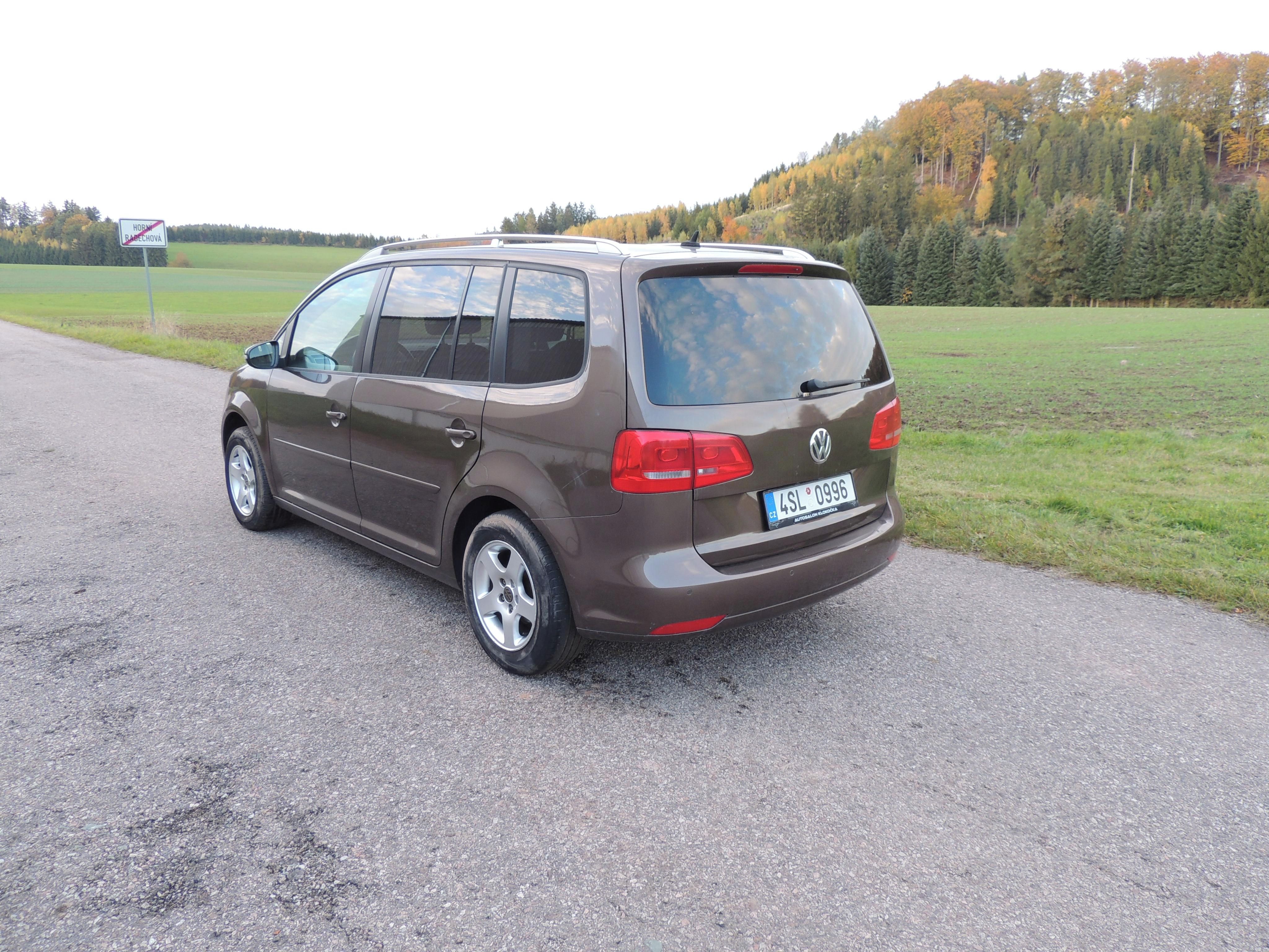 Volkswagen Touran, 1.6 TDI 77KW MATCH - fotka 6