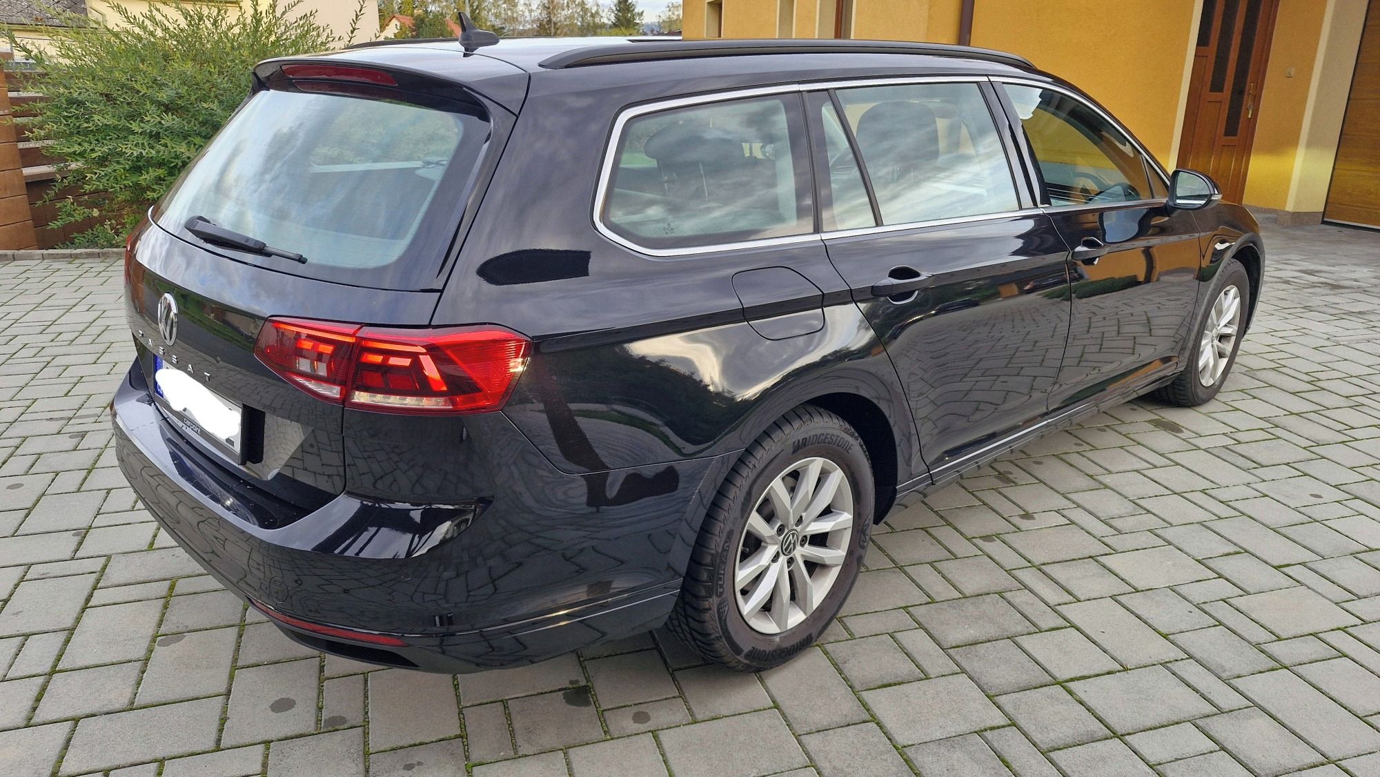 Volkswagen Passat, 2.0 TDI, 110KW, manuál - fotka 3