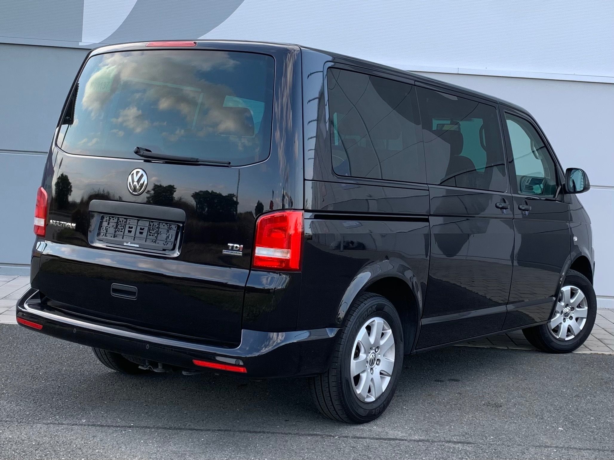 Volkswagen Multivan, 1.maj, bez koroze, WEBASTO - fotka 5