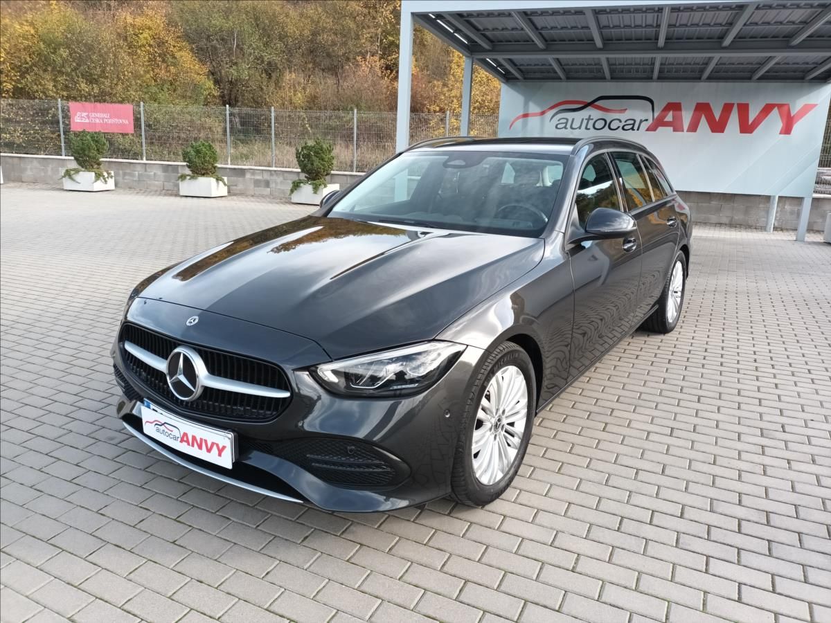 Mercedes-Benz Třídy C, 2,0 220d,147kW,ČR,NAVI,360,