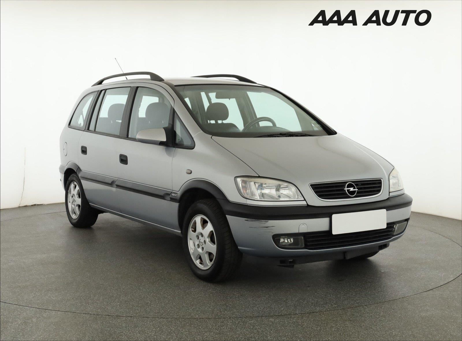 Opel Zafira, 1.8 16V, 7 míst, po STK