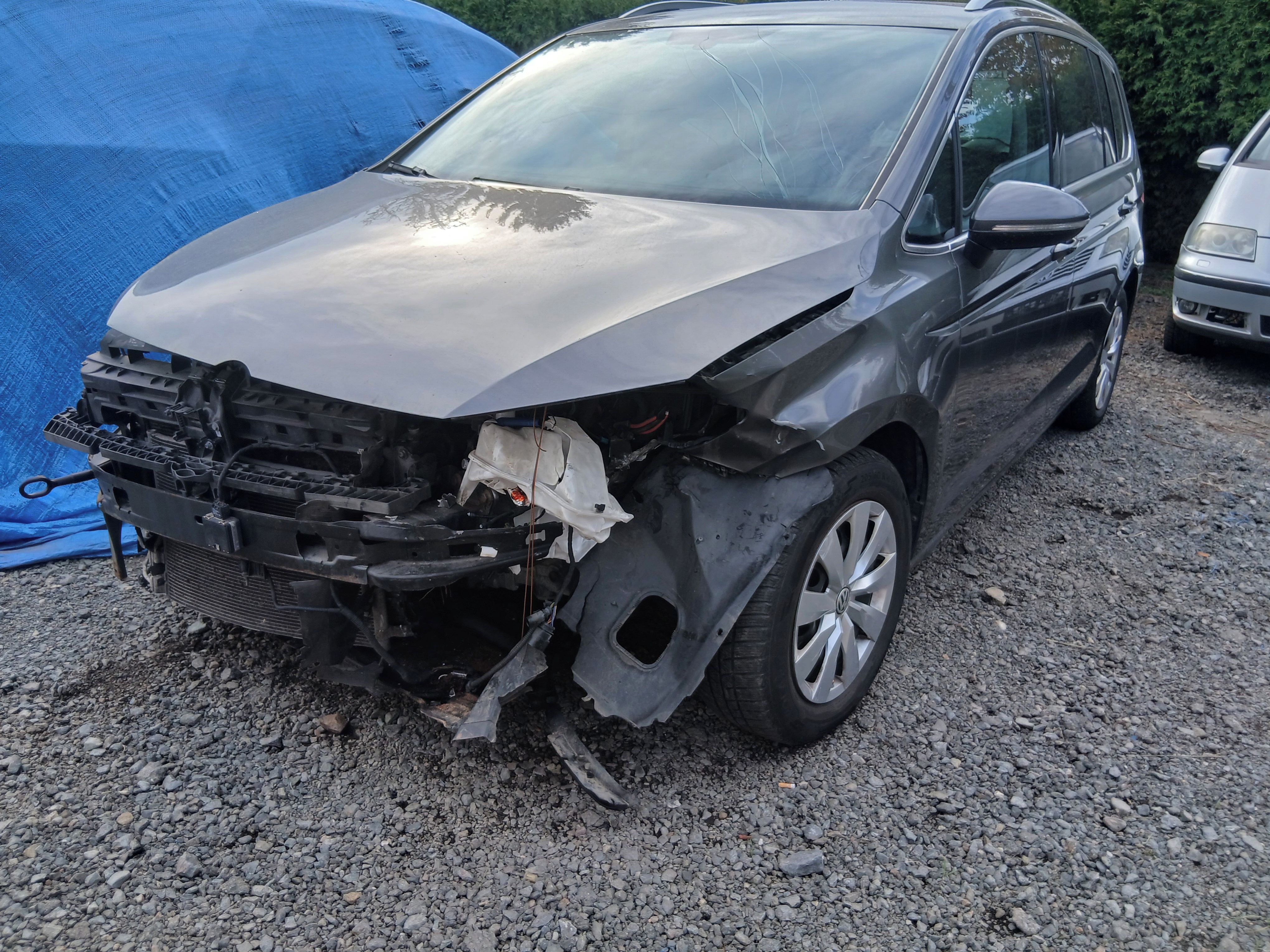 Volkswagen Touran, 1.6 TDI - fotka 3