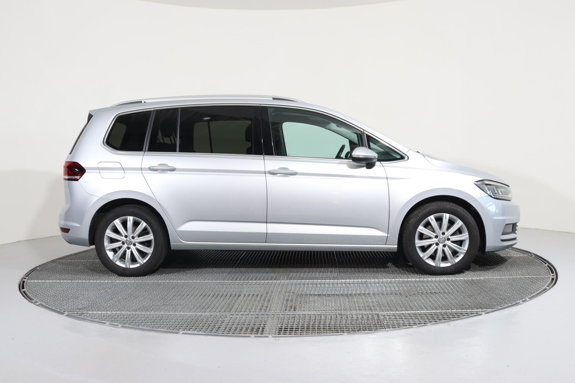 Volkswagen Touran, Highline 1,5 TSI 110 kW DSG/ T - fotka 3