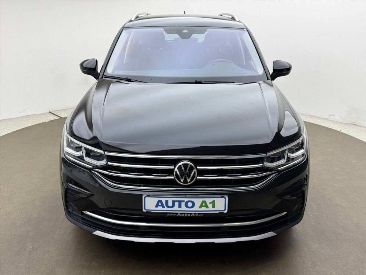 Volkswagen Tiguan, 2,0 DSG DPH ACC NZTOP VC TAŽNÉ - fotka 2