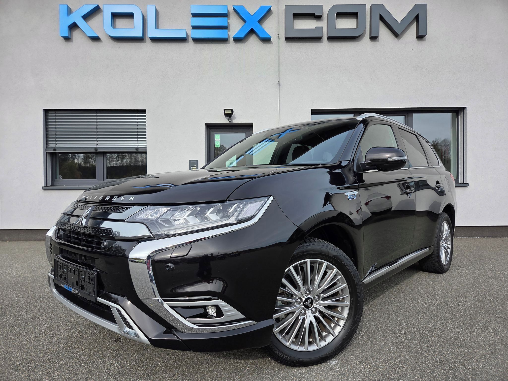 Mitsubishi Outlander, 2.4 PHEV 4x4, 31.000 km !!!