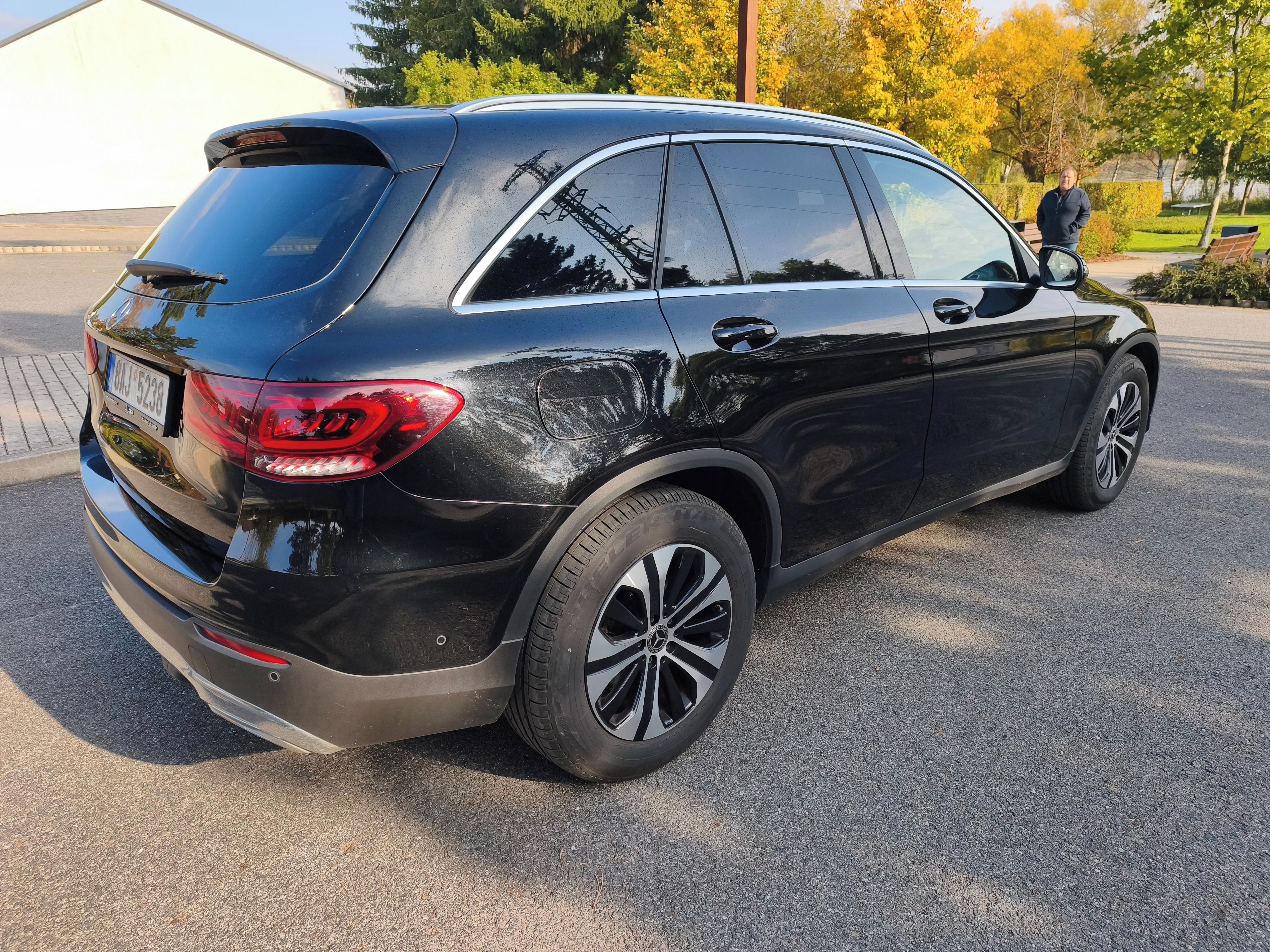 Mercedes-Benz GLC, 200d 4MATIC Č.R. 35000km !!! - fotka 5