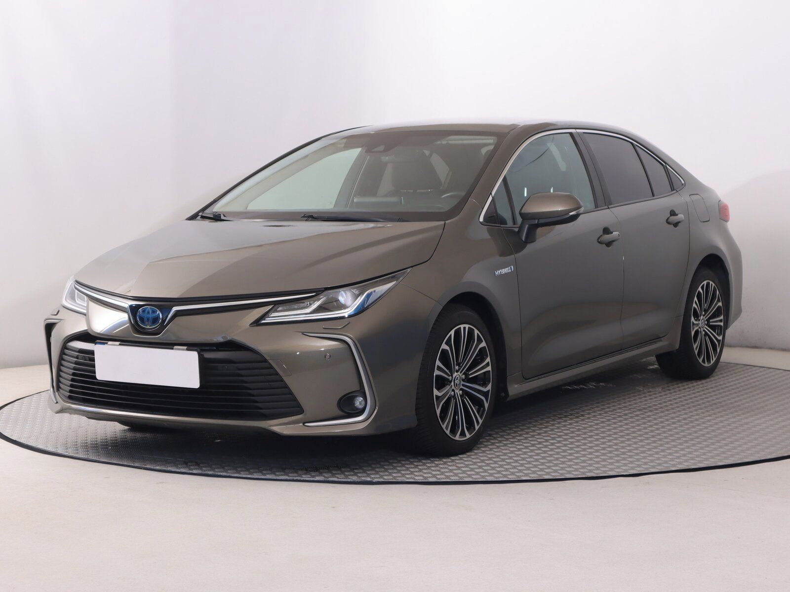 Toyota Corolla, 1.8 Hybrid, Style, Automat - fotka 2