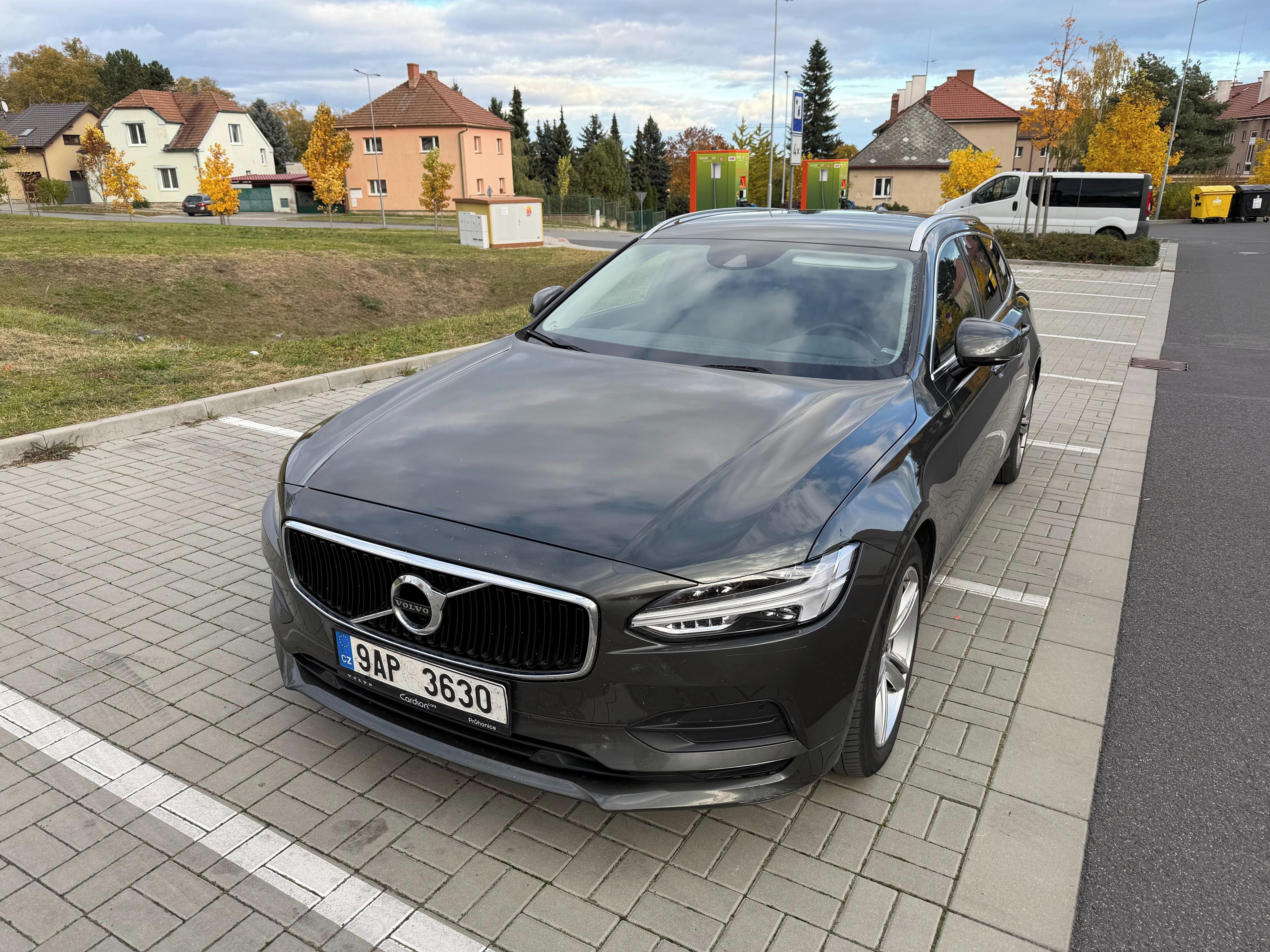 Volvo V90, 2.0 D4 Drive-E Momentum Auto