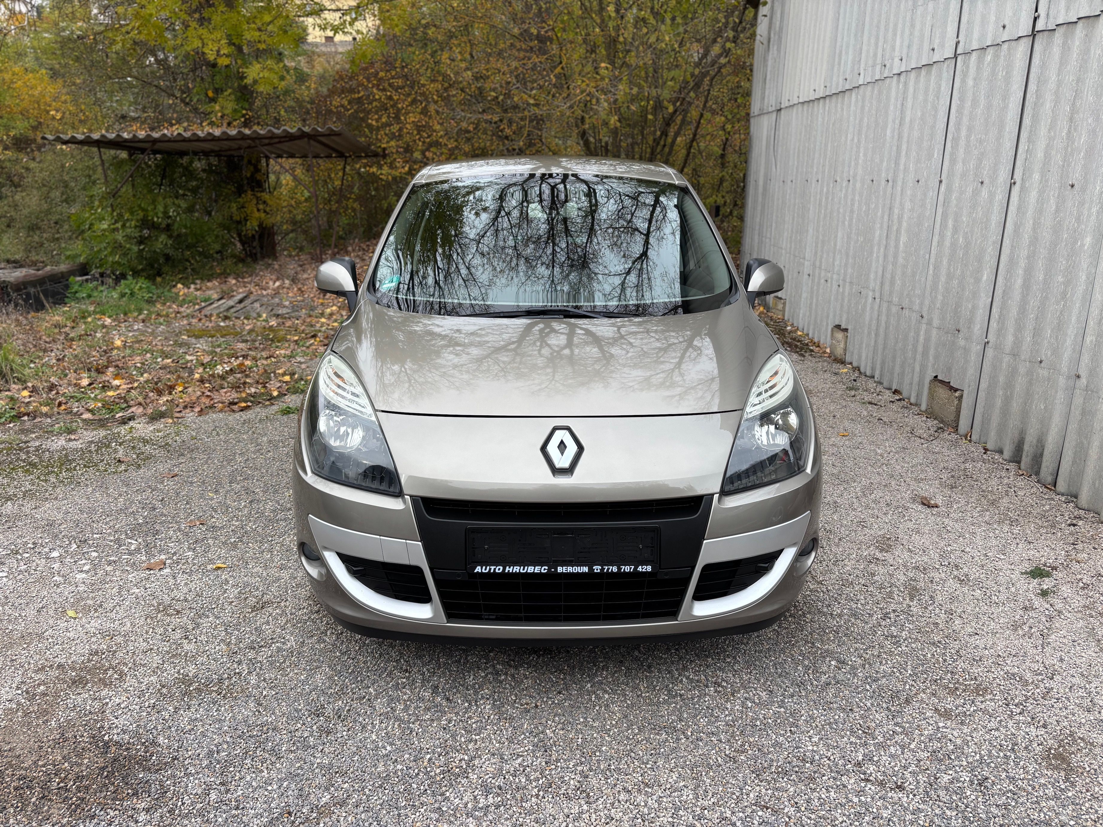 Renault Scénic, 1.6 81 kW PLNÝ SERVIS PĚKNÉ - fotka 2