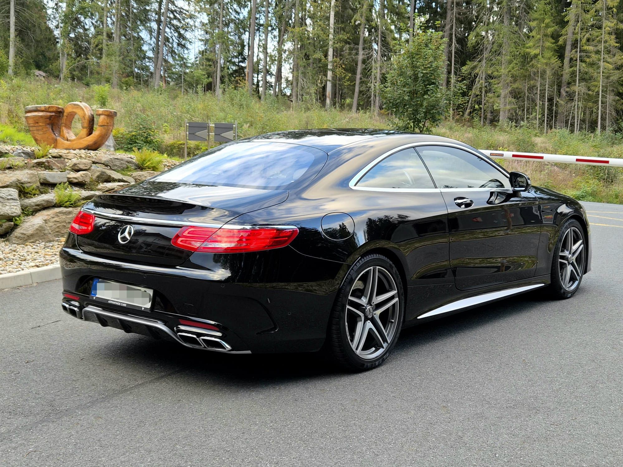 Mercedes-Benz Třídy S, Mercedes-Benz S63 AMG Coupe - fotka 3