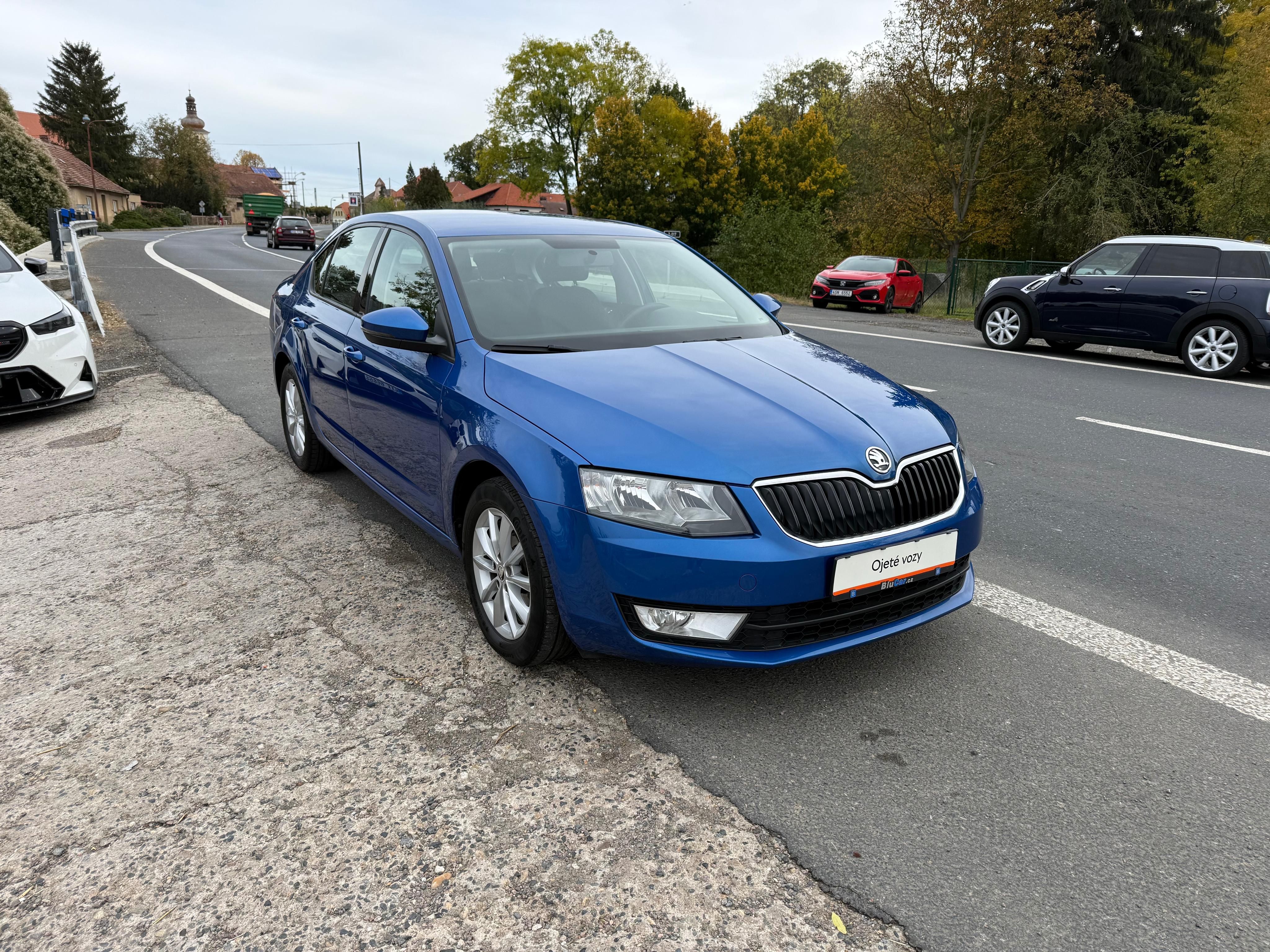 Škoda Octavia, 1.2TSI 81kW ČR tažné - fotka 3