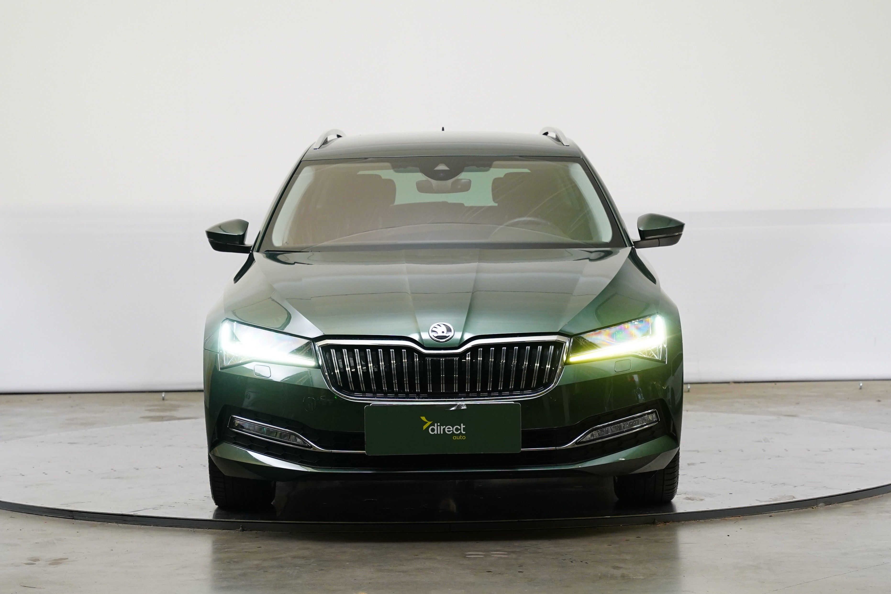 Škoda Superb, 2.0 TSI 140 kW STYLE DSG - fotka 4