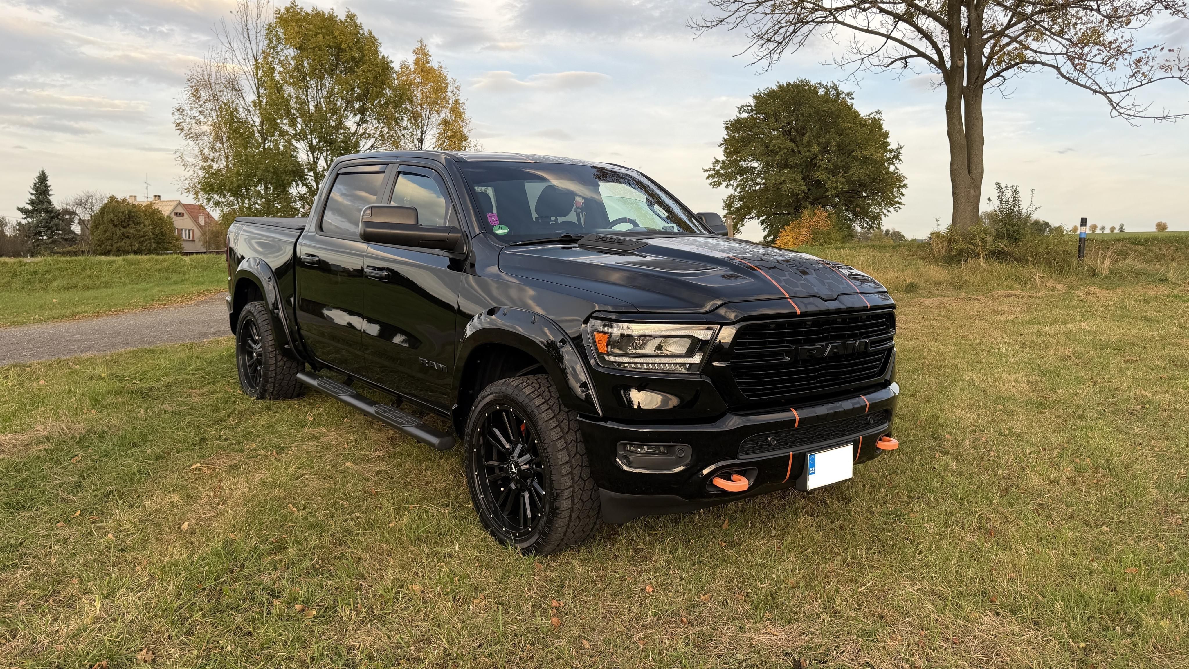 Dodge Ram, 5.7, 4WD, LPG, lift