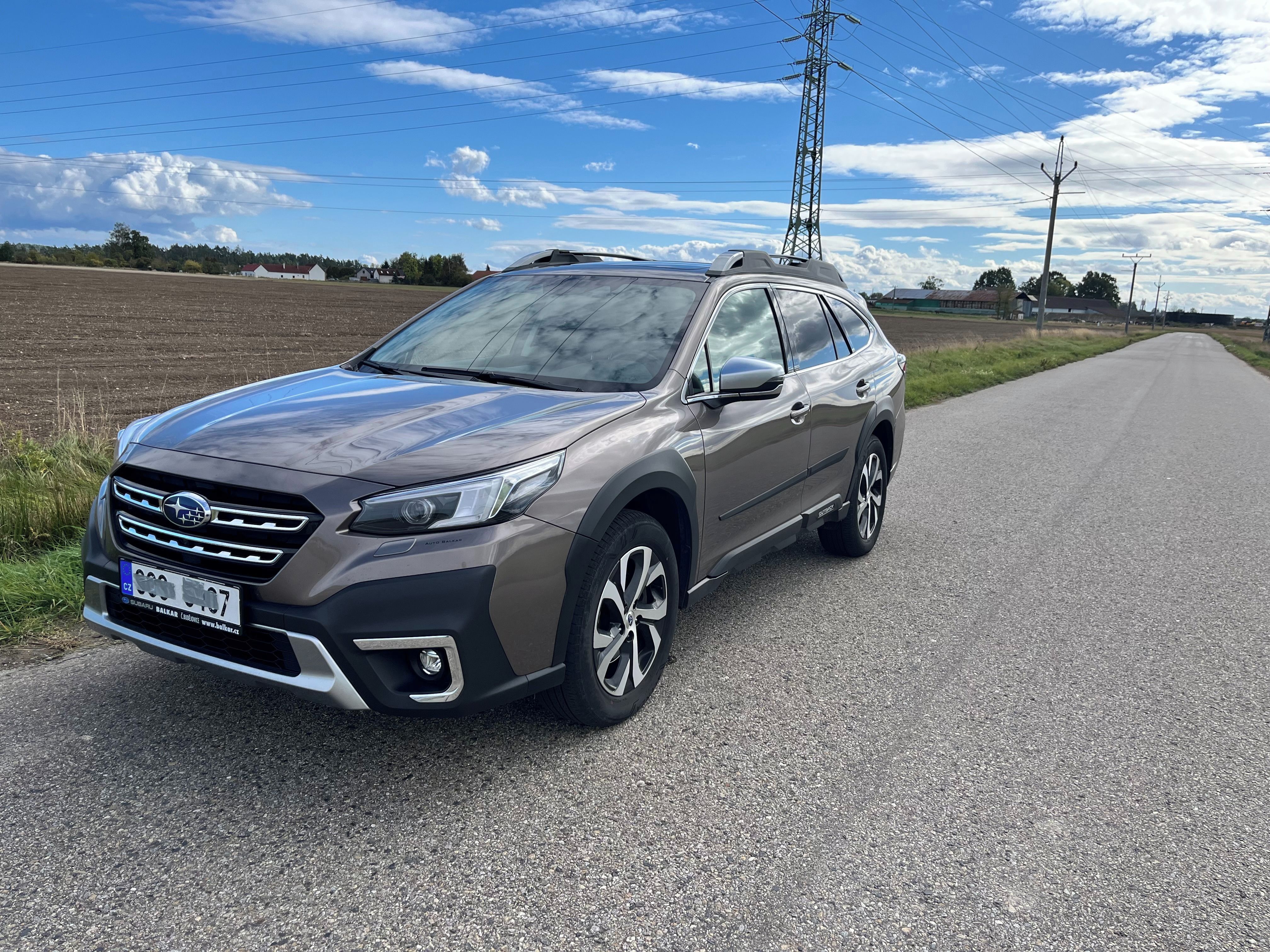 Subaru Outback, Touring, tažné, 2x pneu +disky