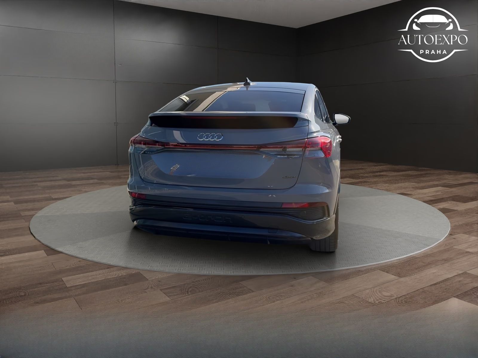Audi Q4, Sportback 50 e-tron S line - fotka 4