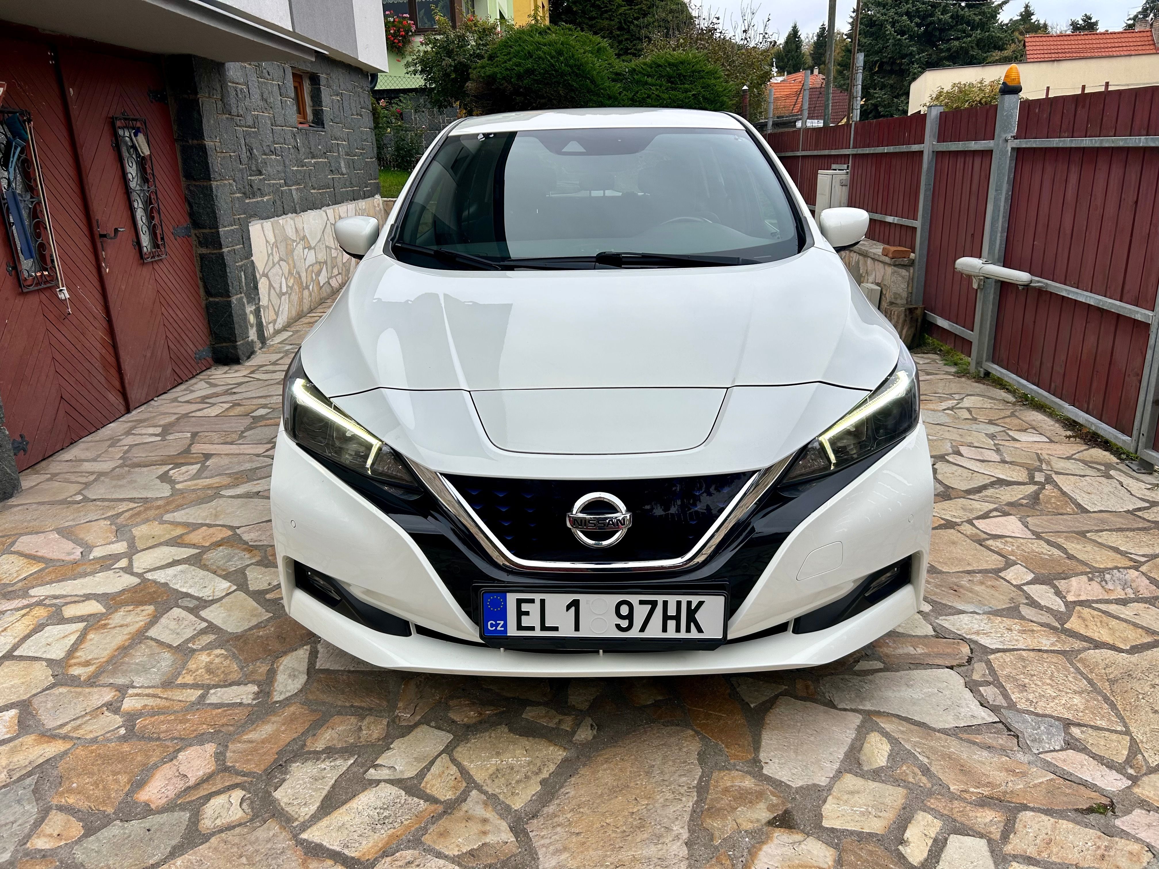 Nissan LEAF, 110KW 40AH N-CONECTA TOP DPH - fotka 2