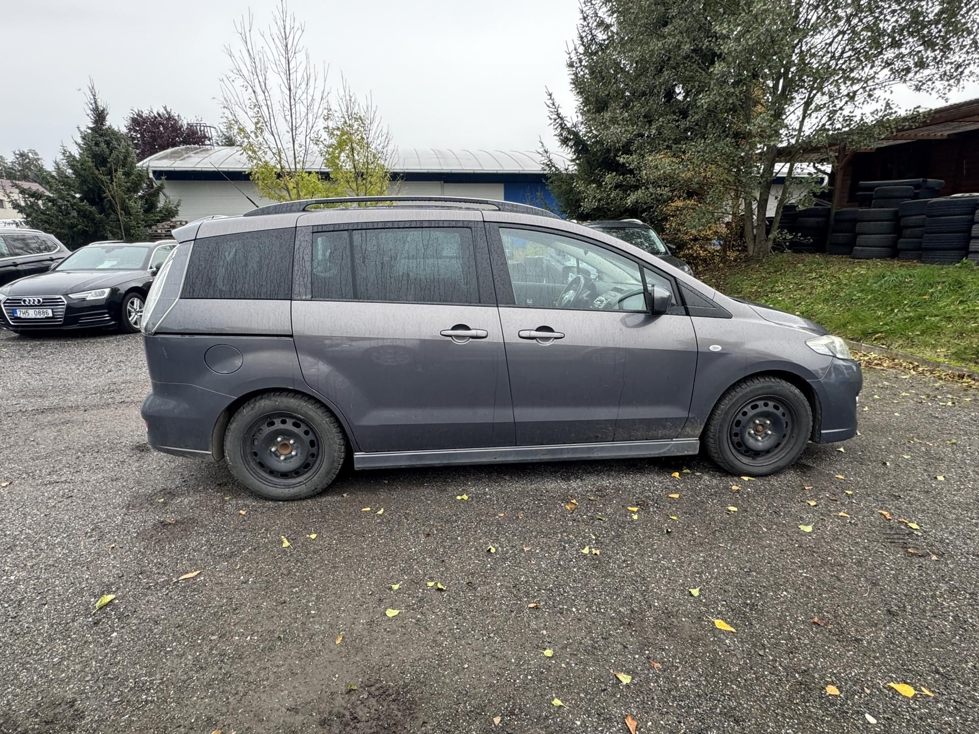 Mazda 5, 2.0 D 7-MÍST 8xKOLA - fotka 4