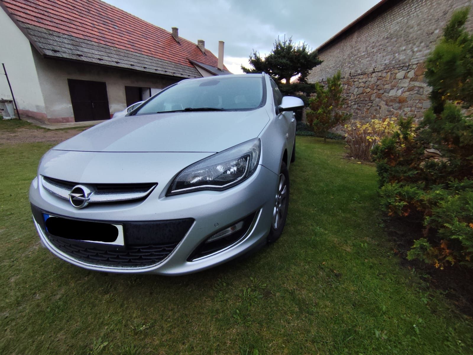 Opel Astra, Opel Astra 1.6 nafta 81kw