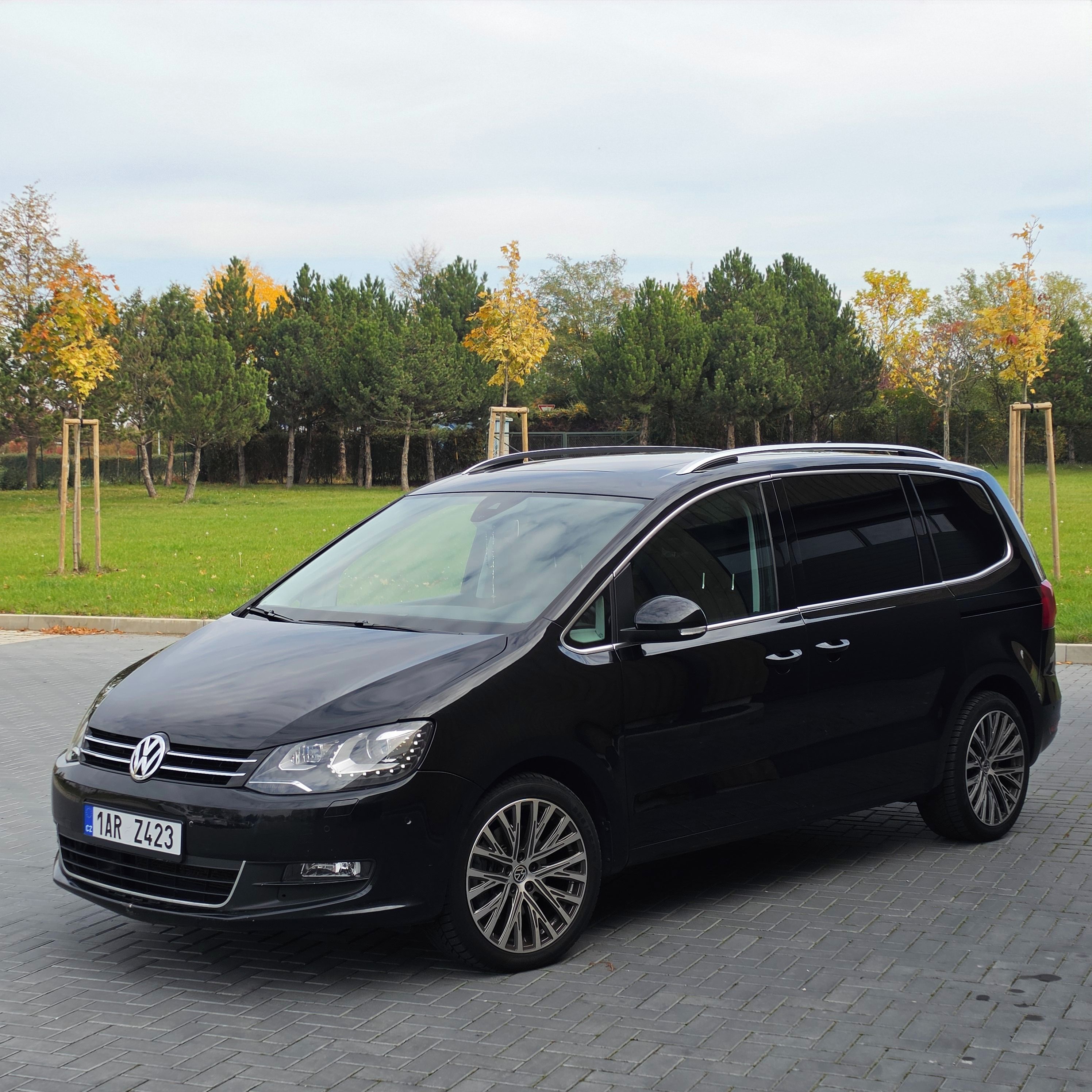 Volkswagen Sharan, 2.0 TDI, 130 KW, Max Vybava - fotka 4