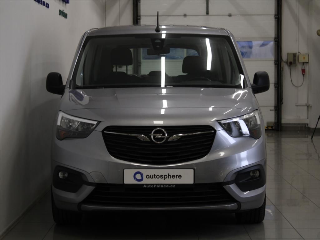 Opel Combo, 1,2 Turbo 81kW LONG 7-míst ČR - fotka 2