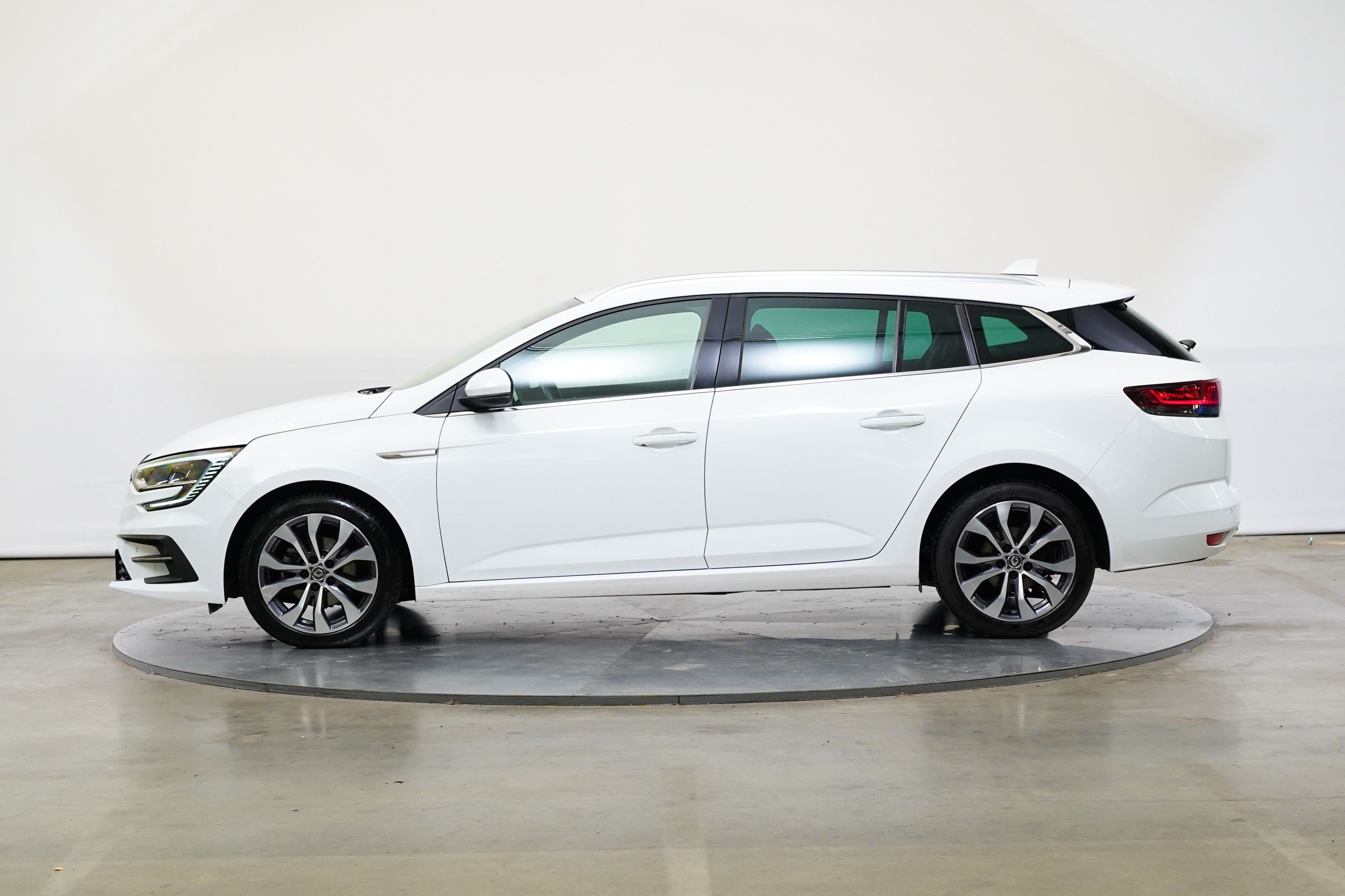 Renault Mégane, 1.3 TCe 103 kW Grandtour - fotka 3