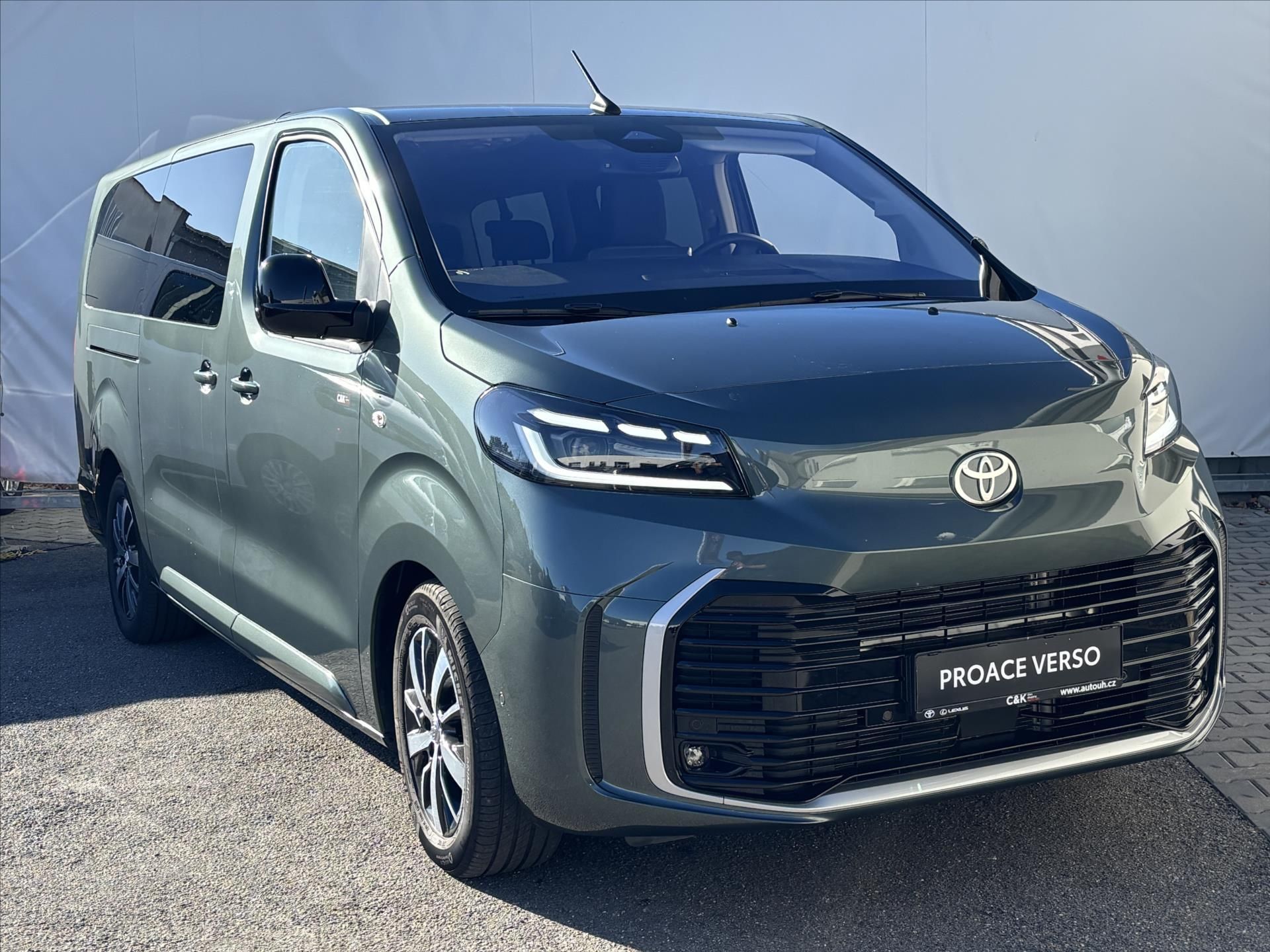 Toyota Proace Verso, Full Electric 75kWh 136k L2  F - fotka 3