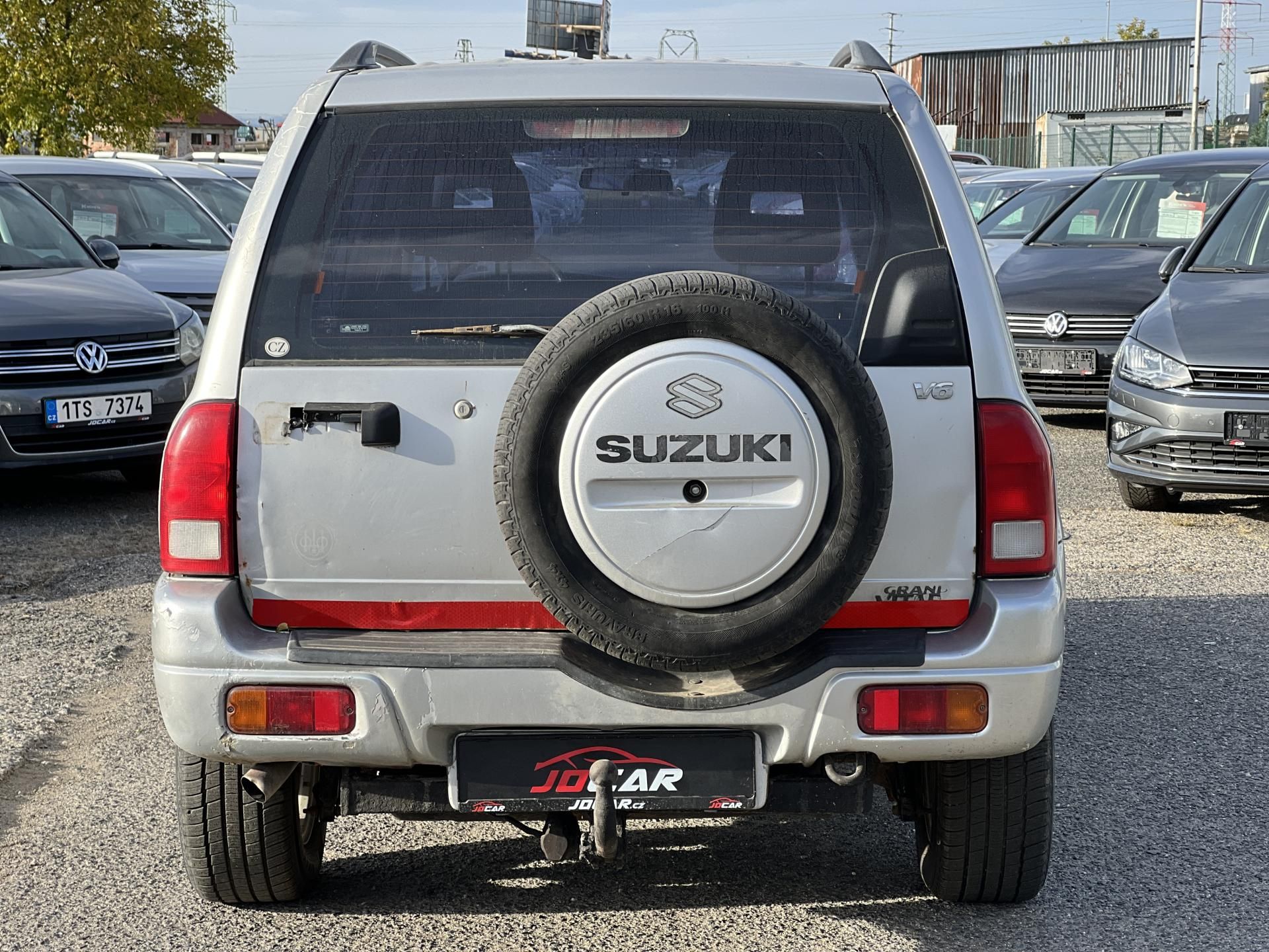 Suzuki Grand Vitara, XL-7 2.7i V6 127kw 4x4 TAŽNÉ - fotka 6
