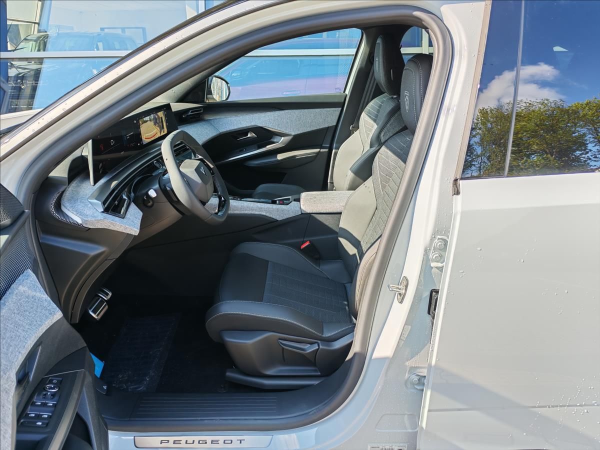Peugeot 3008, GT Hybrid 145 e-DCS6 - fotka 6