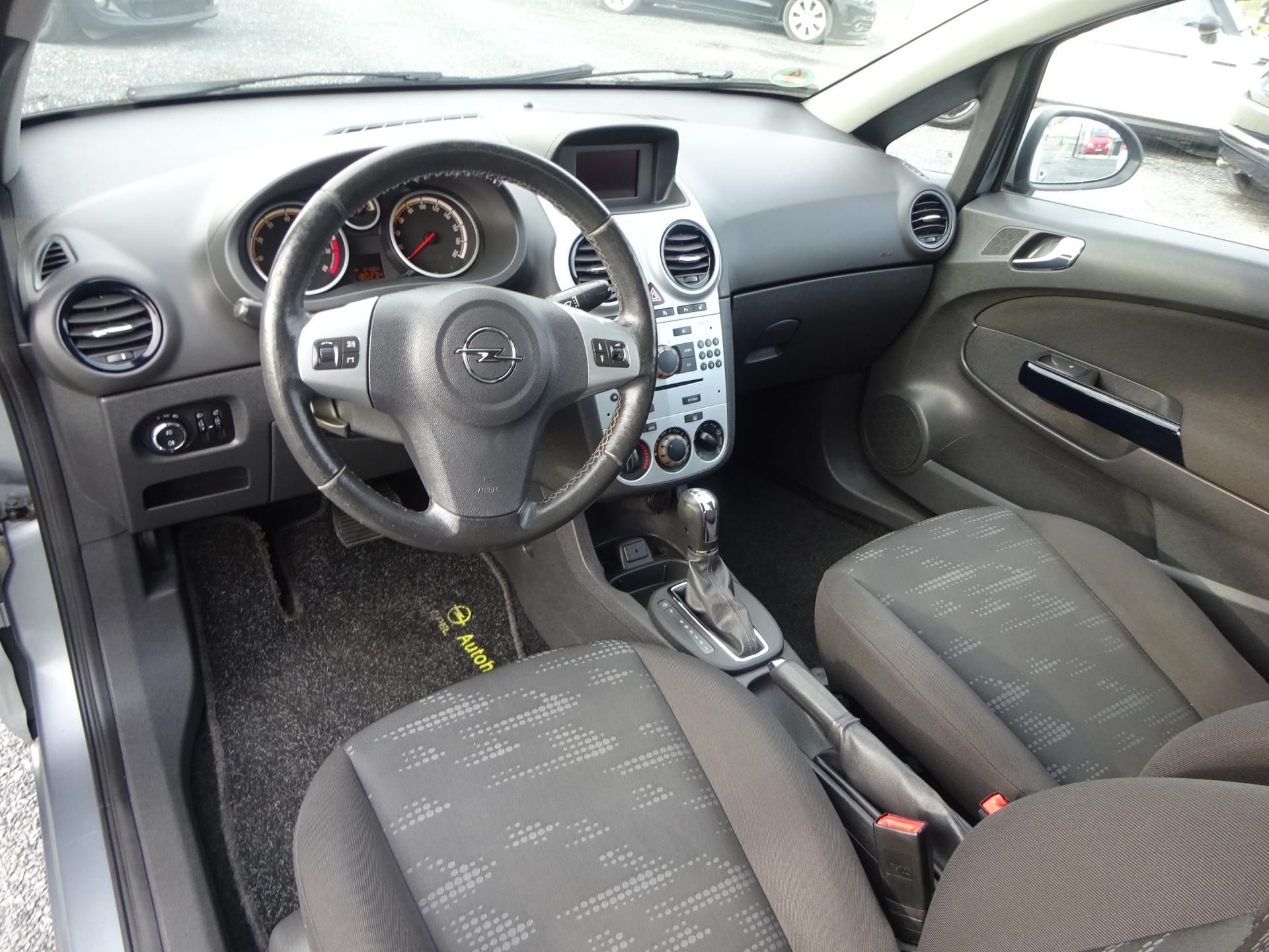 Opel Corsa, 1.4i 74kW AUTOMAT SERVISKA - fotka 5