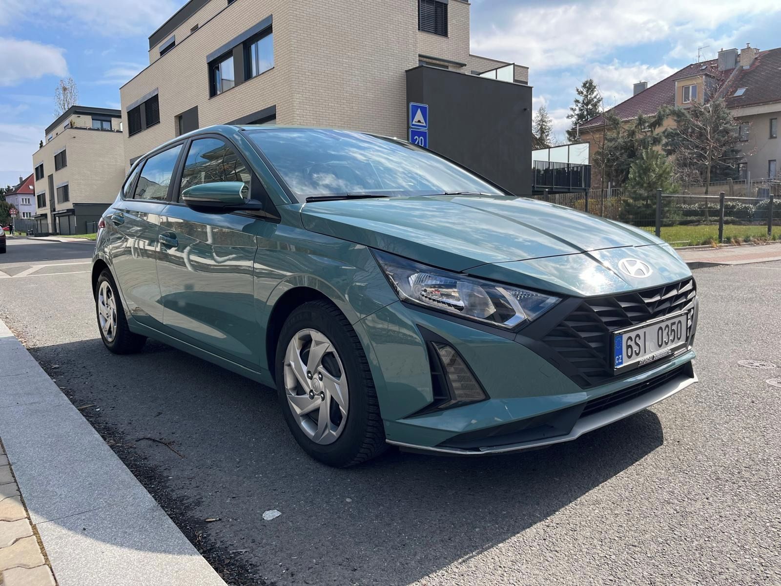 Hyundai i20, Hyundai i20 1.2 MPI 58 kW | 20 - fotka 3