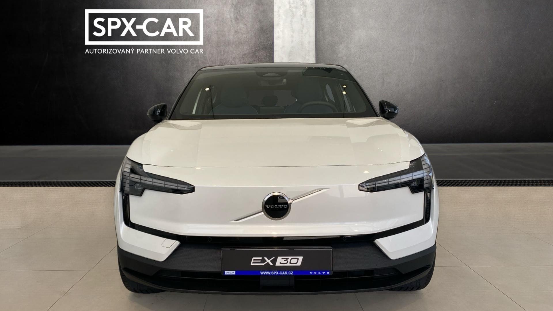 Volvo EX30, PLUS, P5 LONG RANGE electric, - fotka 2