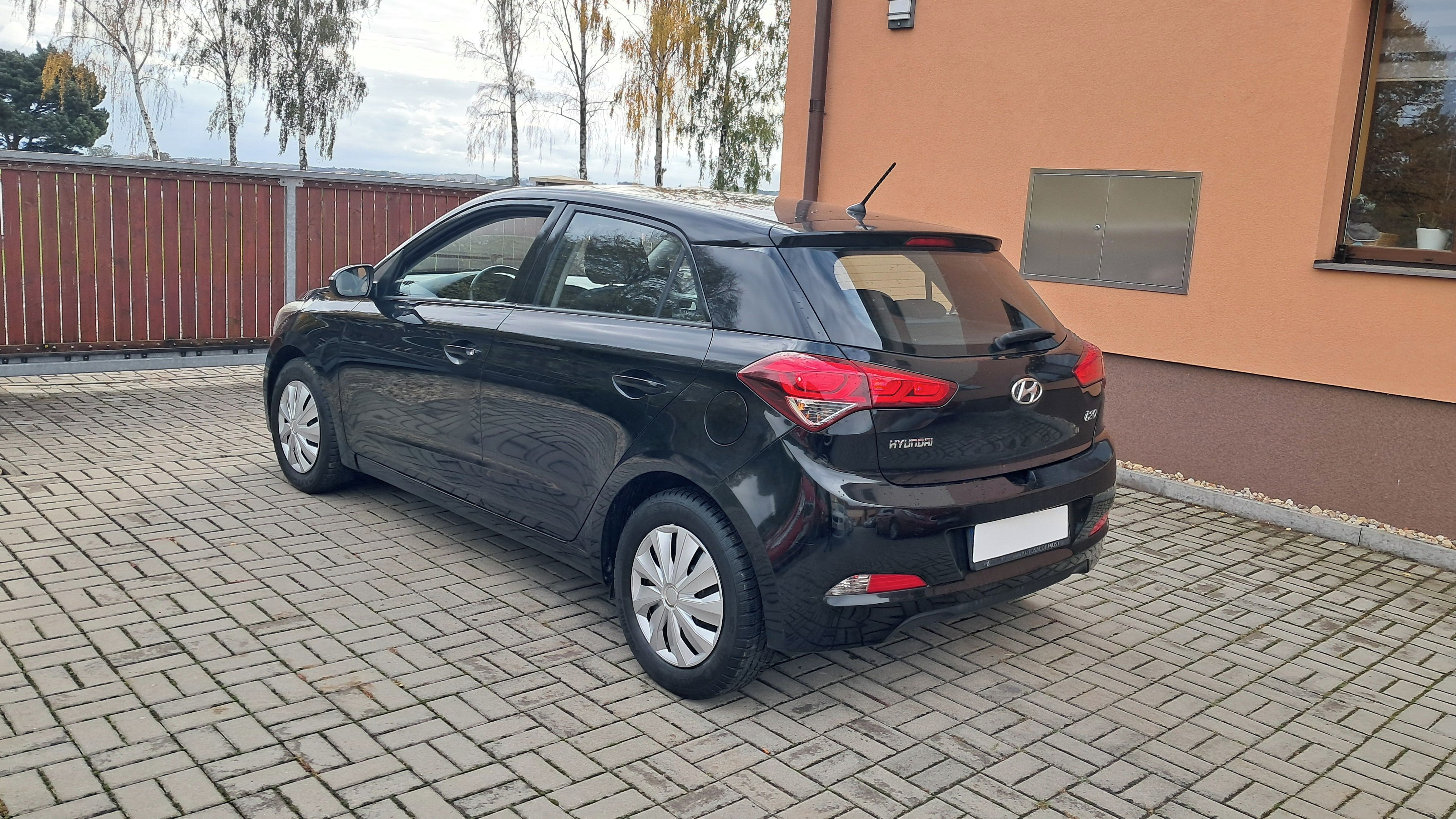 Hyundai i20, 1.2i /najeto 39 000KM ČR 1.MAJ - fotka 6