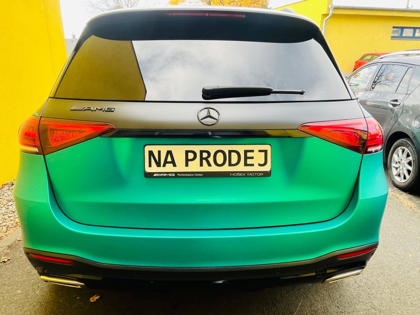Mercedes-Benz GLE, GLE 450 4MATIC AMG LINE BENZÍN - fotka 5