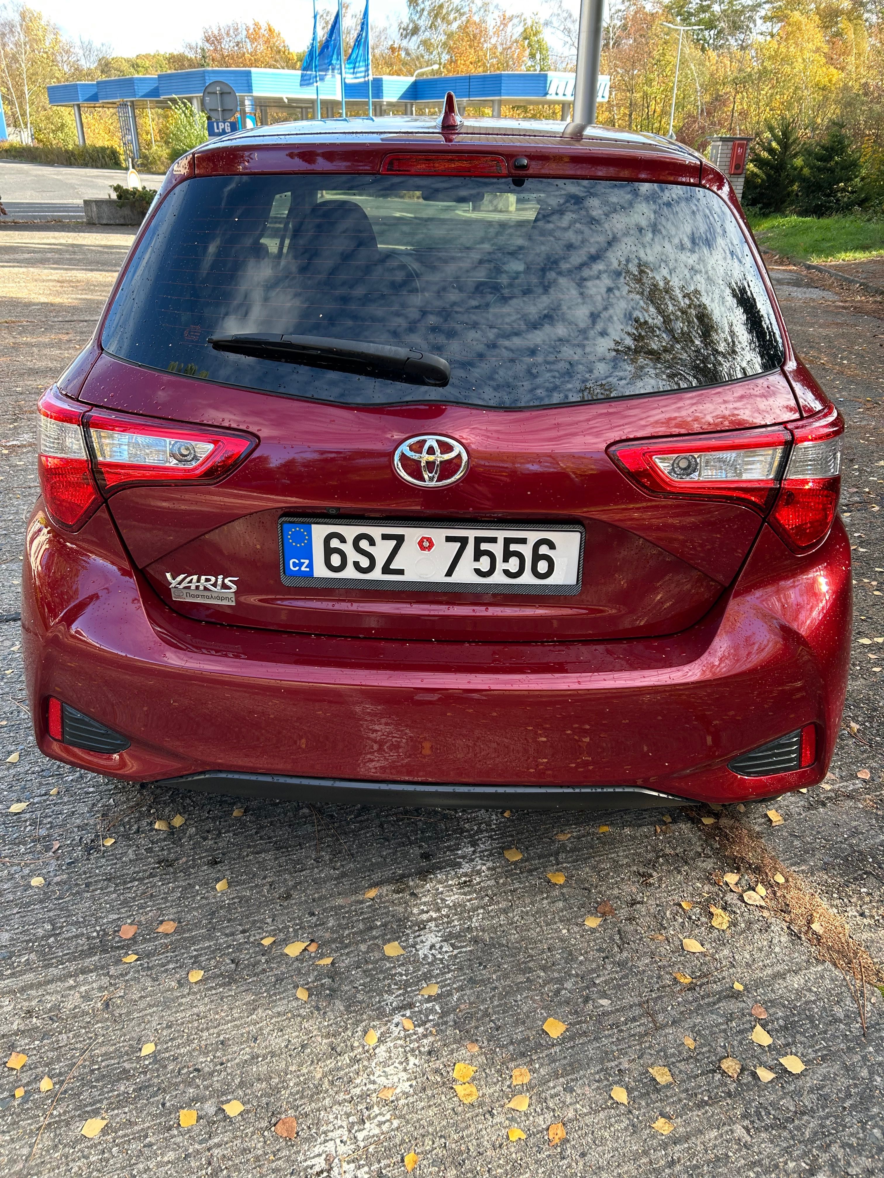 Toyota Yaris, Toyota Yaris 1.5 duál VVT-IT - fotka 2