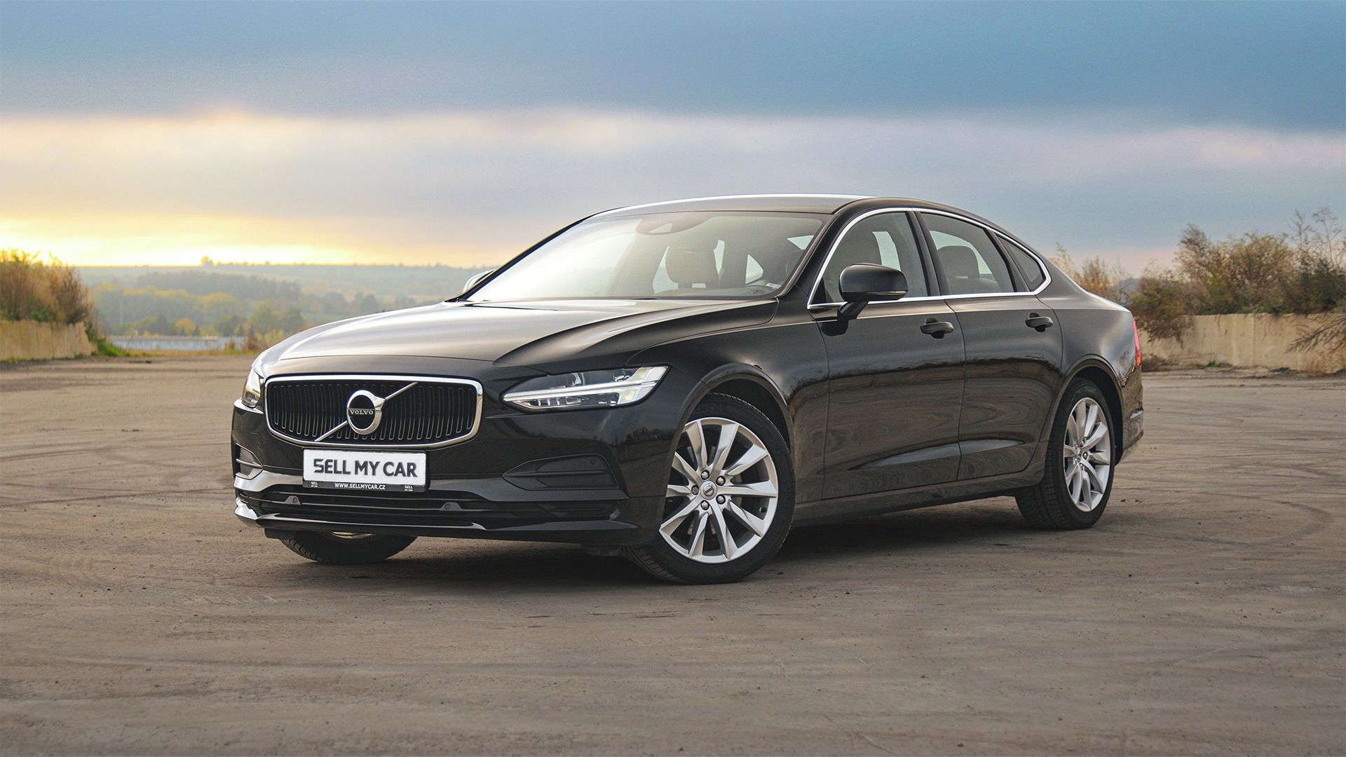 Volvo S90, D4 AWD 2,0/140kW ČR 2.Maj
