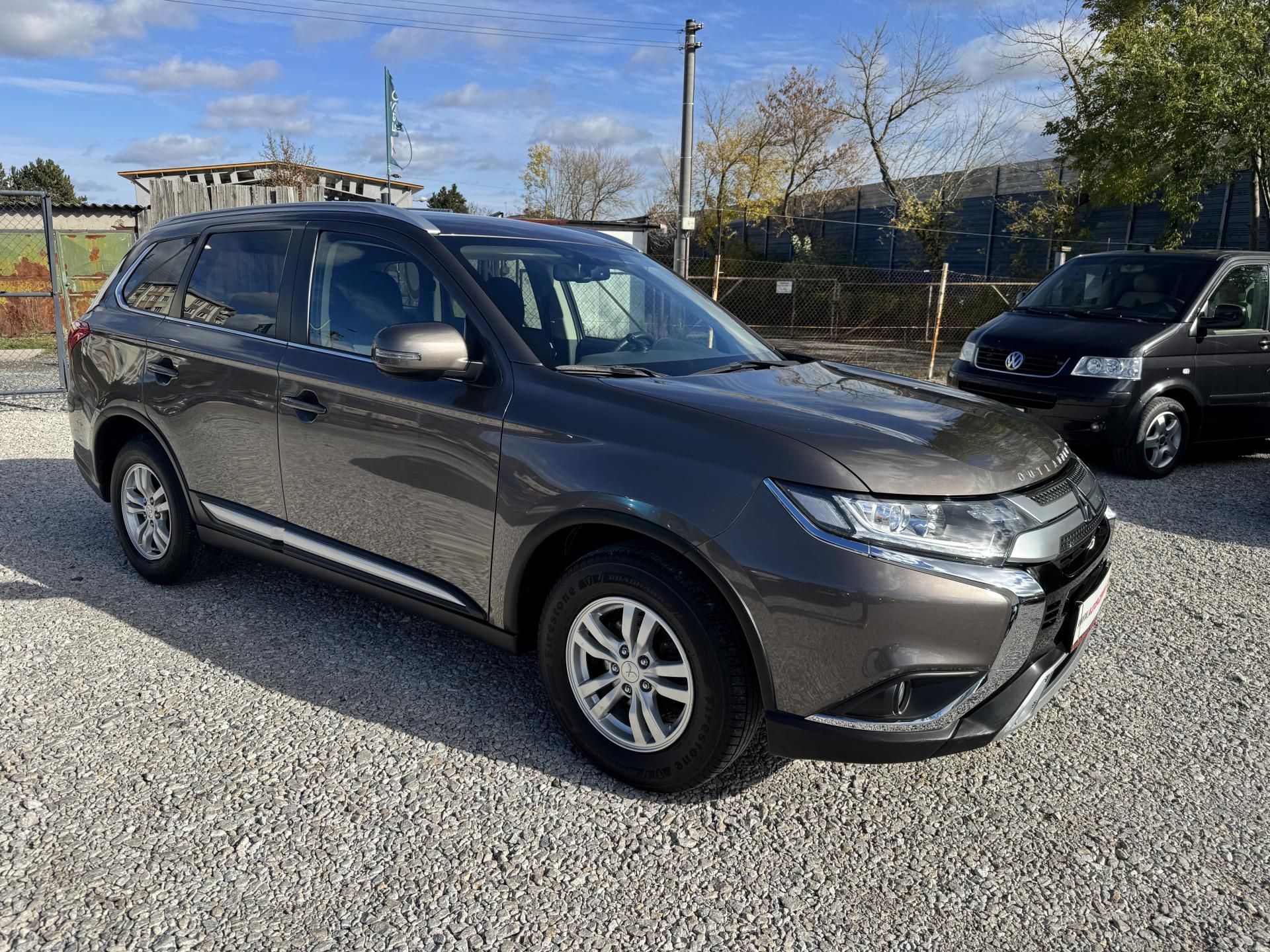 Mitsubishi Outlander, 2.0i,MIVEC(110KW) DPH - fotka 3