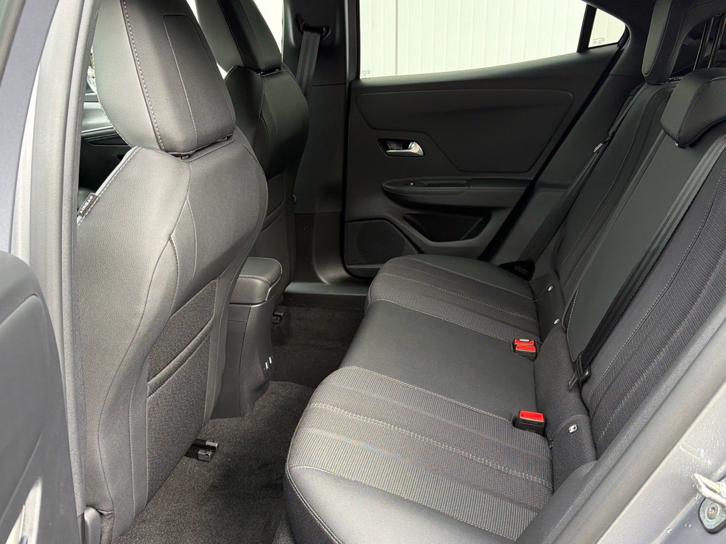 Opel Mokka, 1.2Turbo 130k 100kW GS - fotka 6