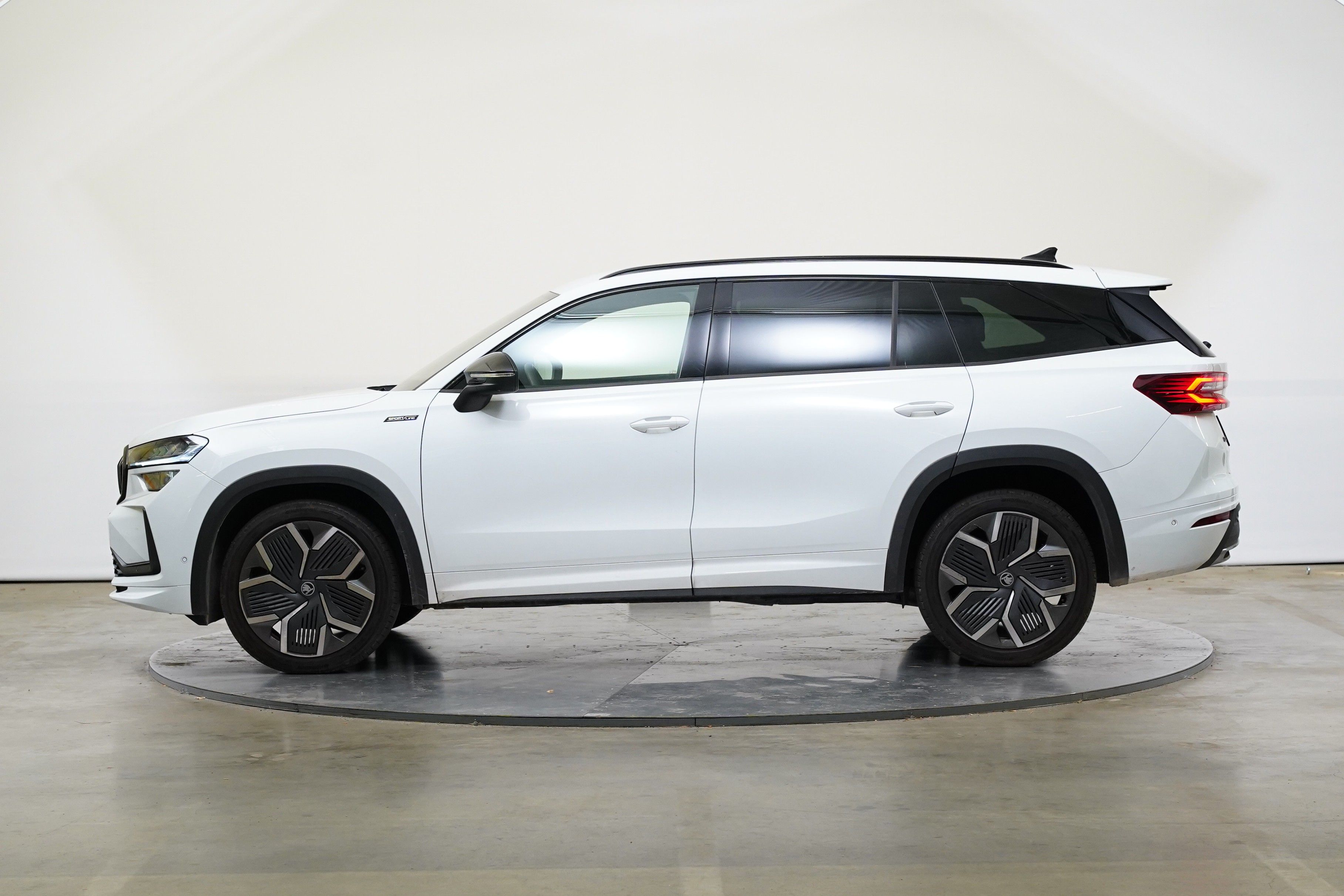 Škoda Kodiaq, 2.0 TDI 142 kW 4x4  Sportline - fotka 3