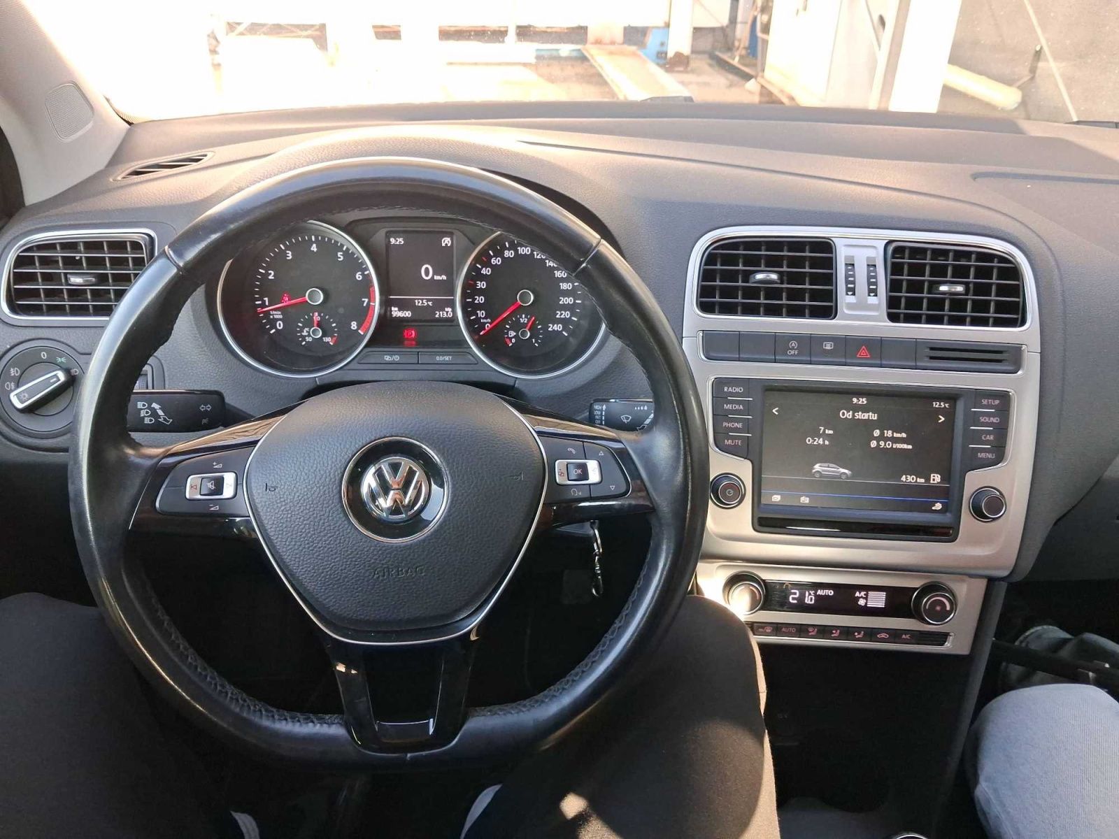Volkswagen Polo, 1.2 TSI, Klima - fotka 3