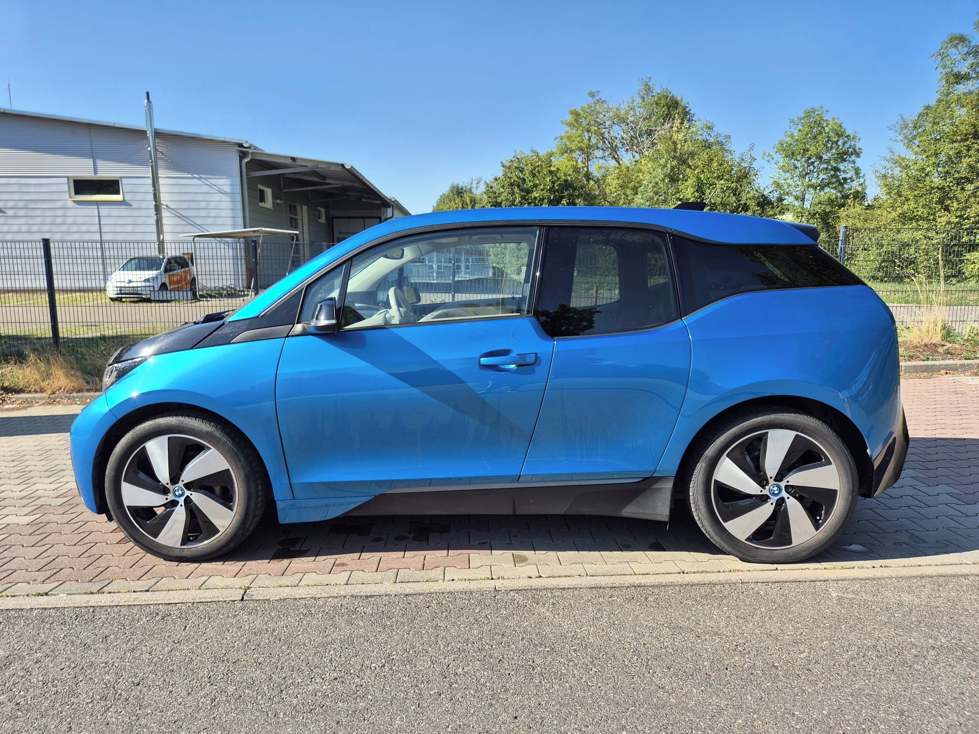 BMW i3, 94Ah, Navi-Profi, CCS, DAB - fotka 5