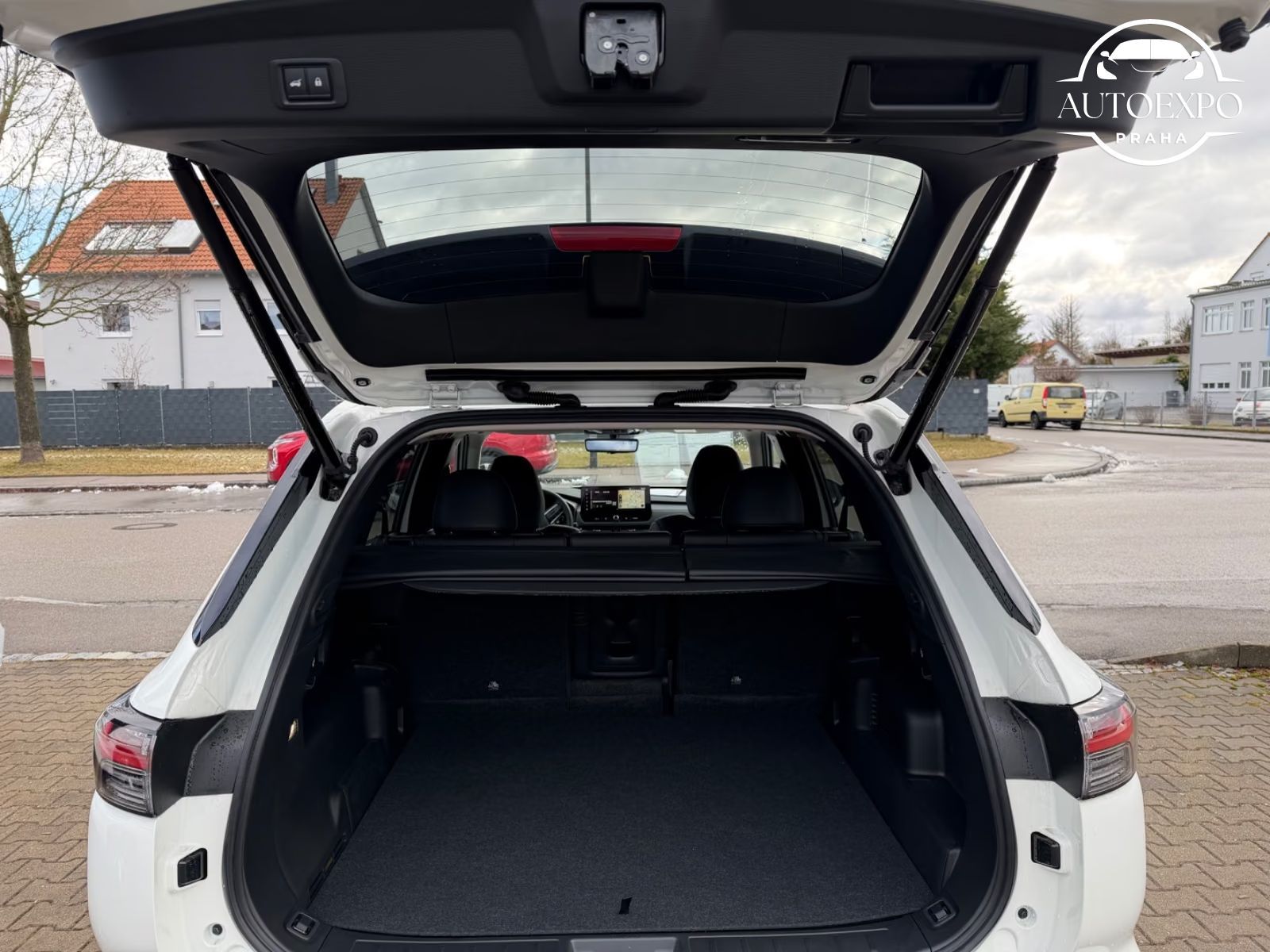 Mitsubishi Outlander, Outlander 2.4 PHEV*TOP 4WD * - fotka 3