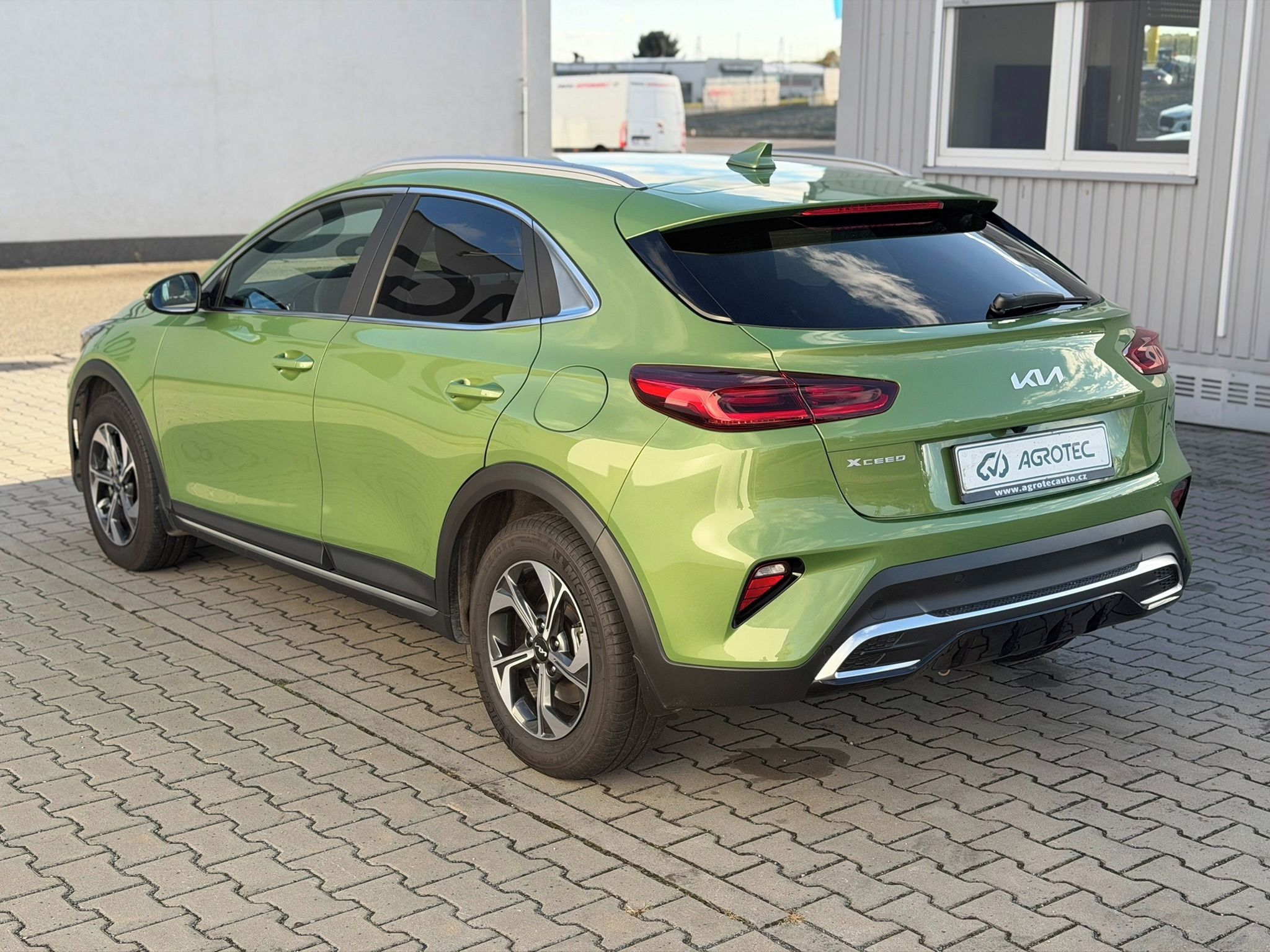 Kia XCee´d, 1.5 T-GDI 103 kW Exclusive DCT - fotka 5