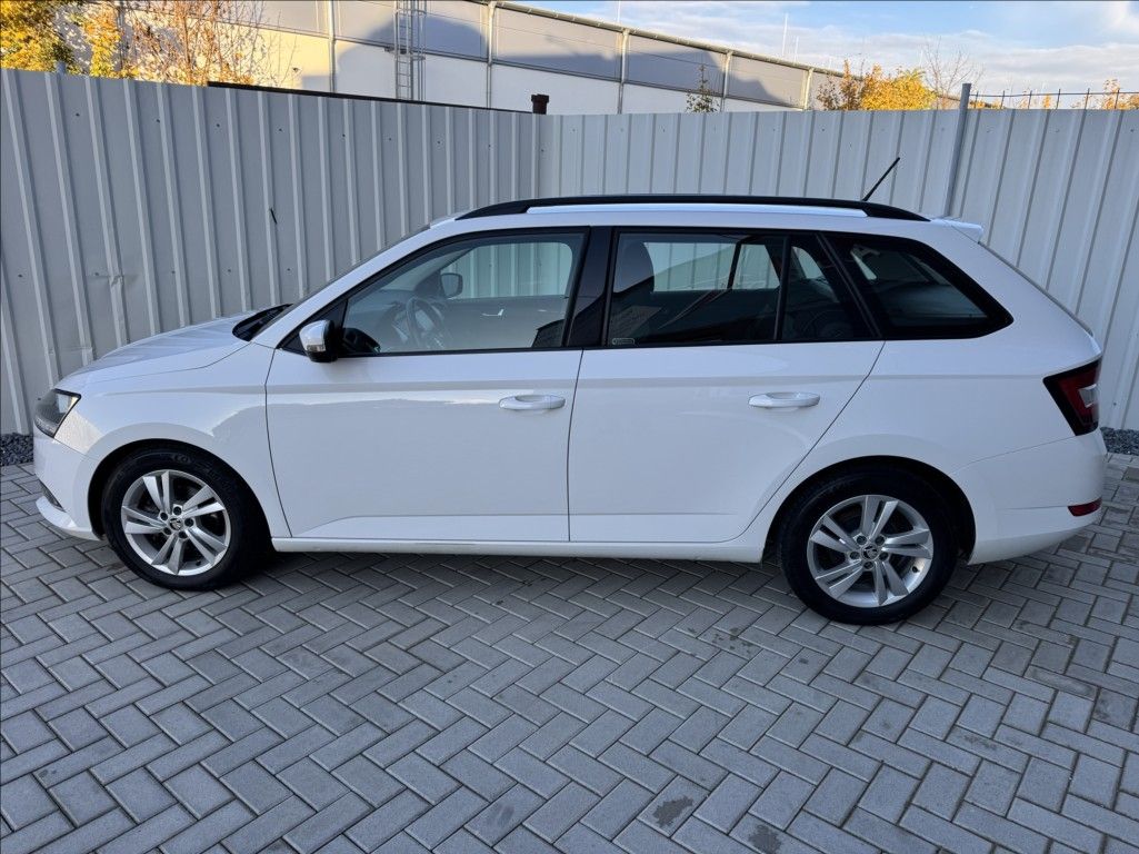 Škoda Fabia, 1,0 TSI DPH tažné 1maj původČR - fotka 4