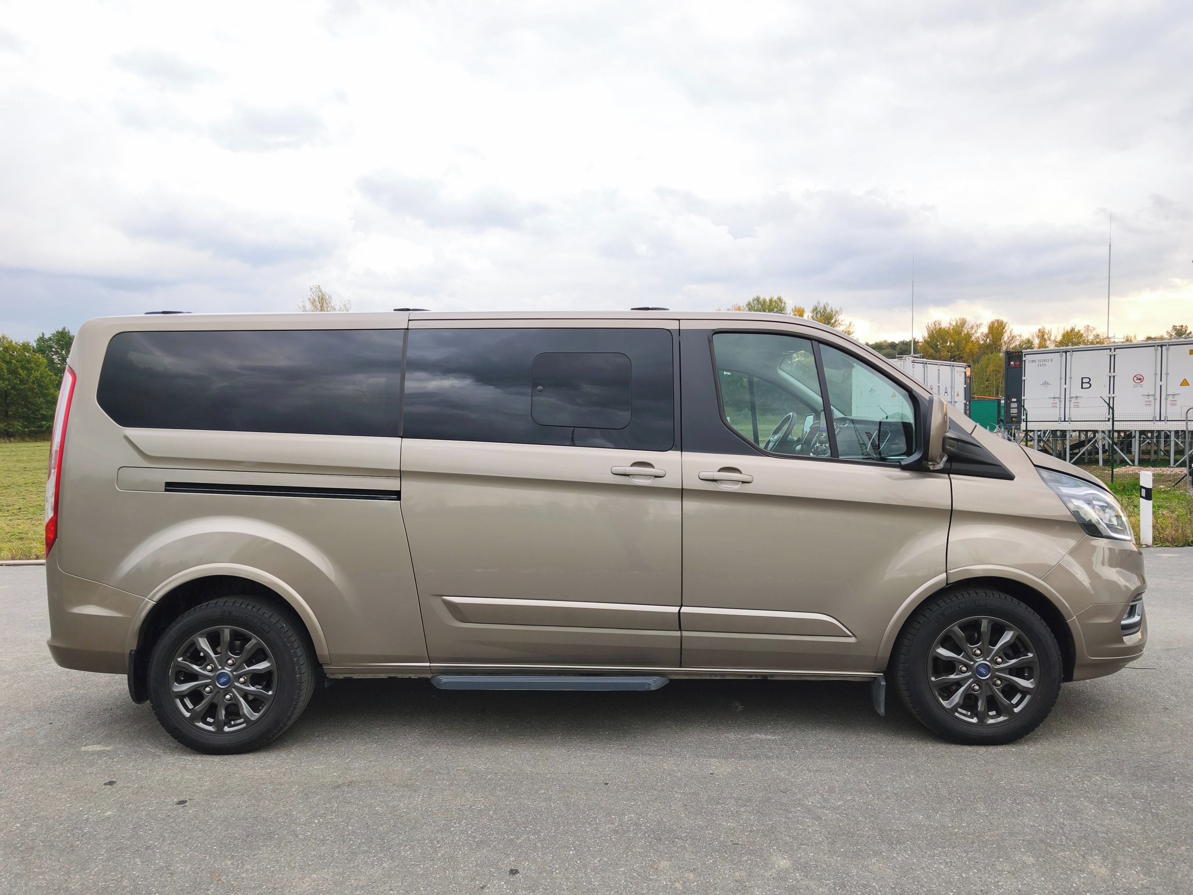 Ford Tourneo Custom, Ford Tourneo Custom 125kw -DPH - fotka 3