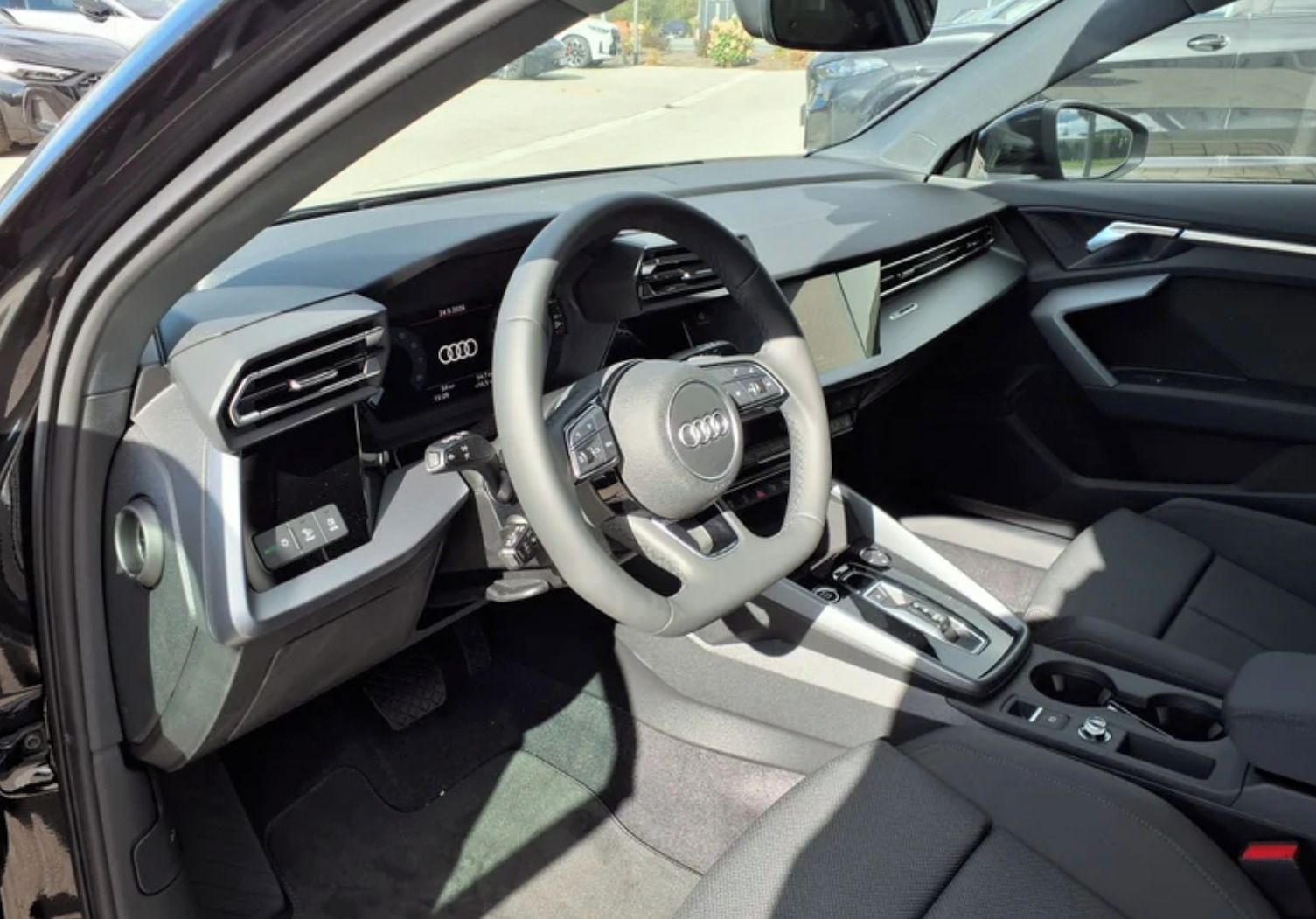 Audi A3, S Line, 1.5 TFSI, 110 kW - fotka 6