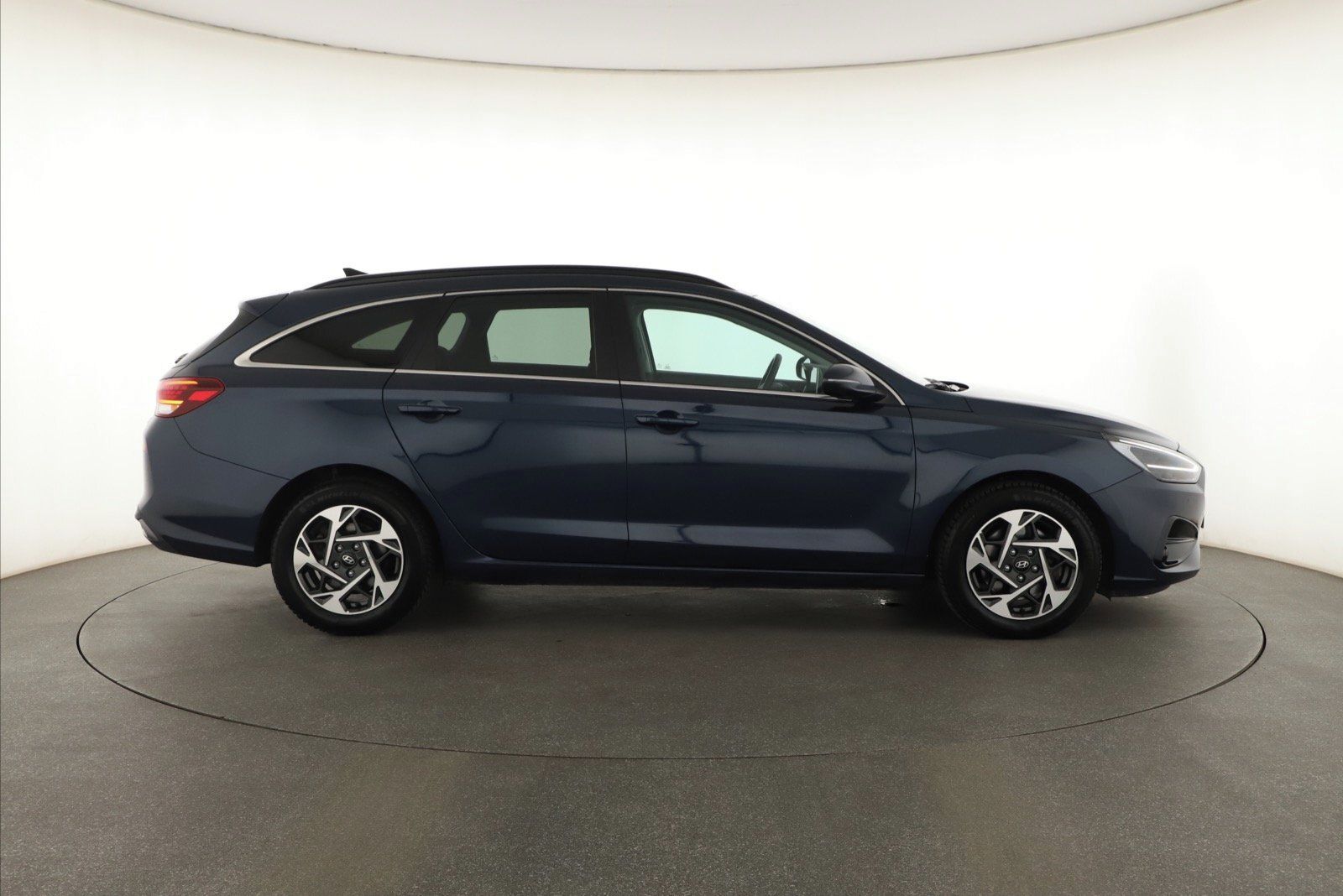 Hyundai i30, 1.0 T-GDI, Style, Záruka - fotka 6